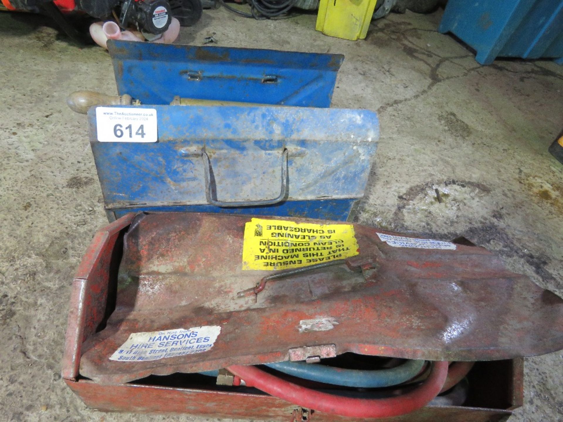 2 X BOXES OF GAS CUTTING HOSES. THIS LOT IS SOLD UNDER THE AUCTIONEERS MARGIN SCHEME, THEREFORE N - Image 2 of 3