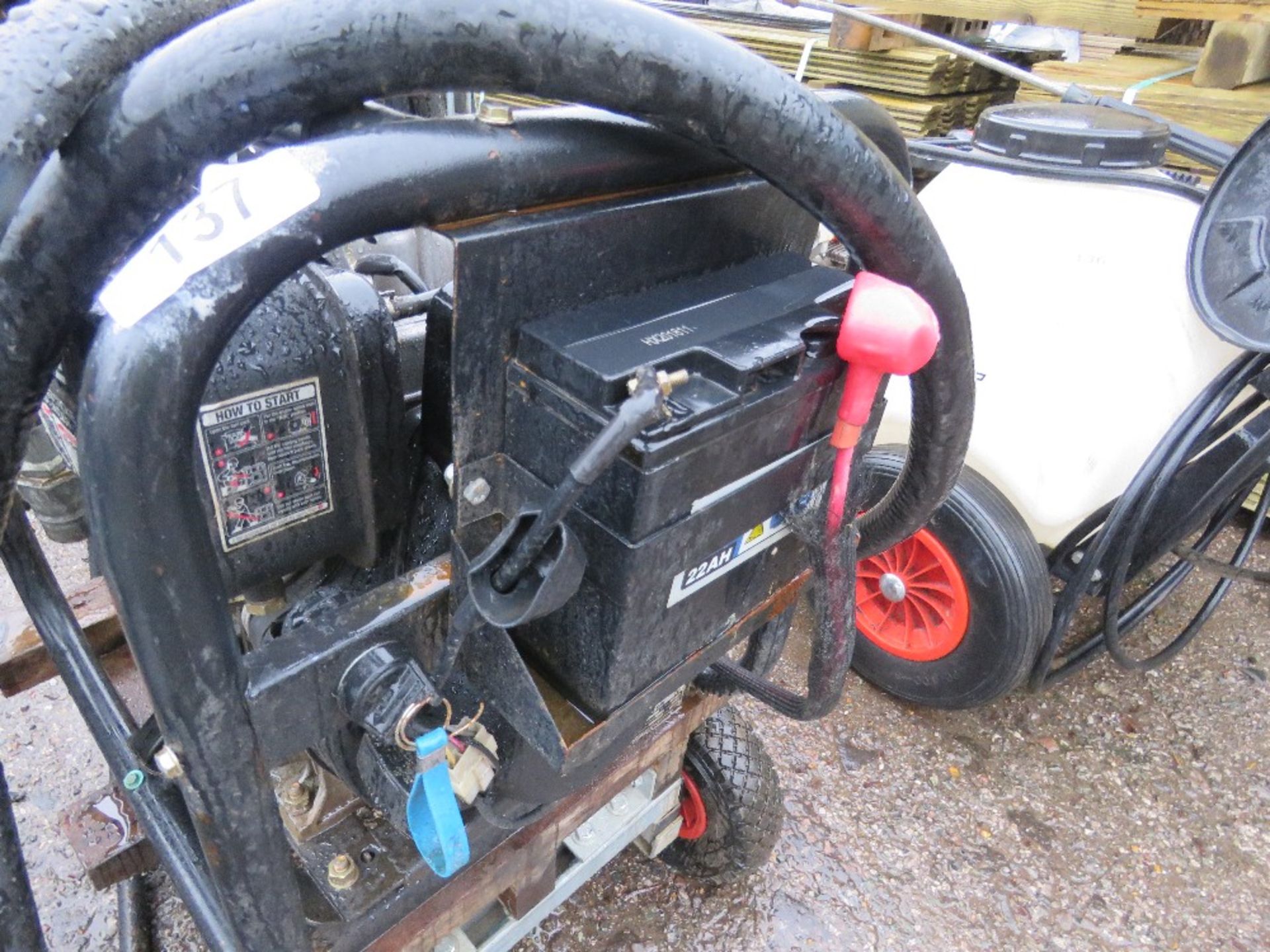 DIESEL ENGINED FUEL TRANSFER PUMP WITH HOSE. SOURCED FROM COMPANY LIQUIDATION. THIS LOT IS SOLD - Image 5 of 6