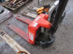 BATTERY POWERED PALLET TRUCK, CONDITION UNKNOWN. SOURCED FROM COMPANY LIQUIDATION.