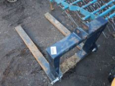 SET OF REAR FORKS TO FIT COMPACT TRACTOR.