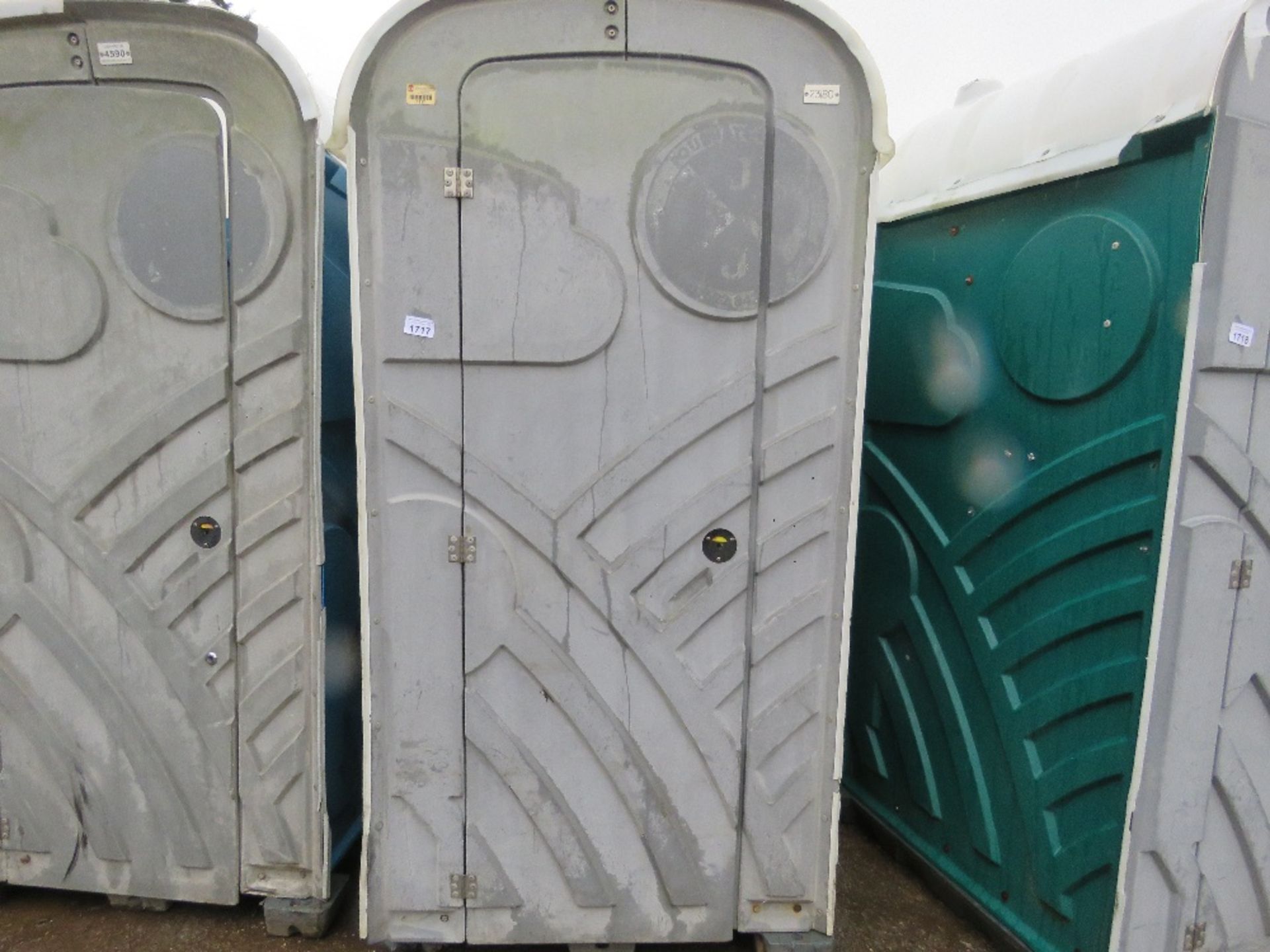 PORTABLE SITE TOILET. DIRECT FROM EVENTS COMPANY. - Image 2 of 4