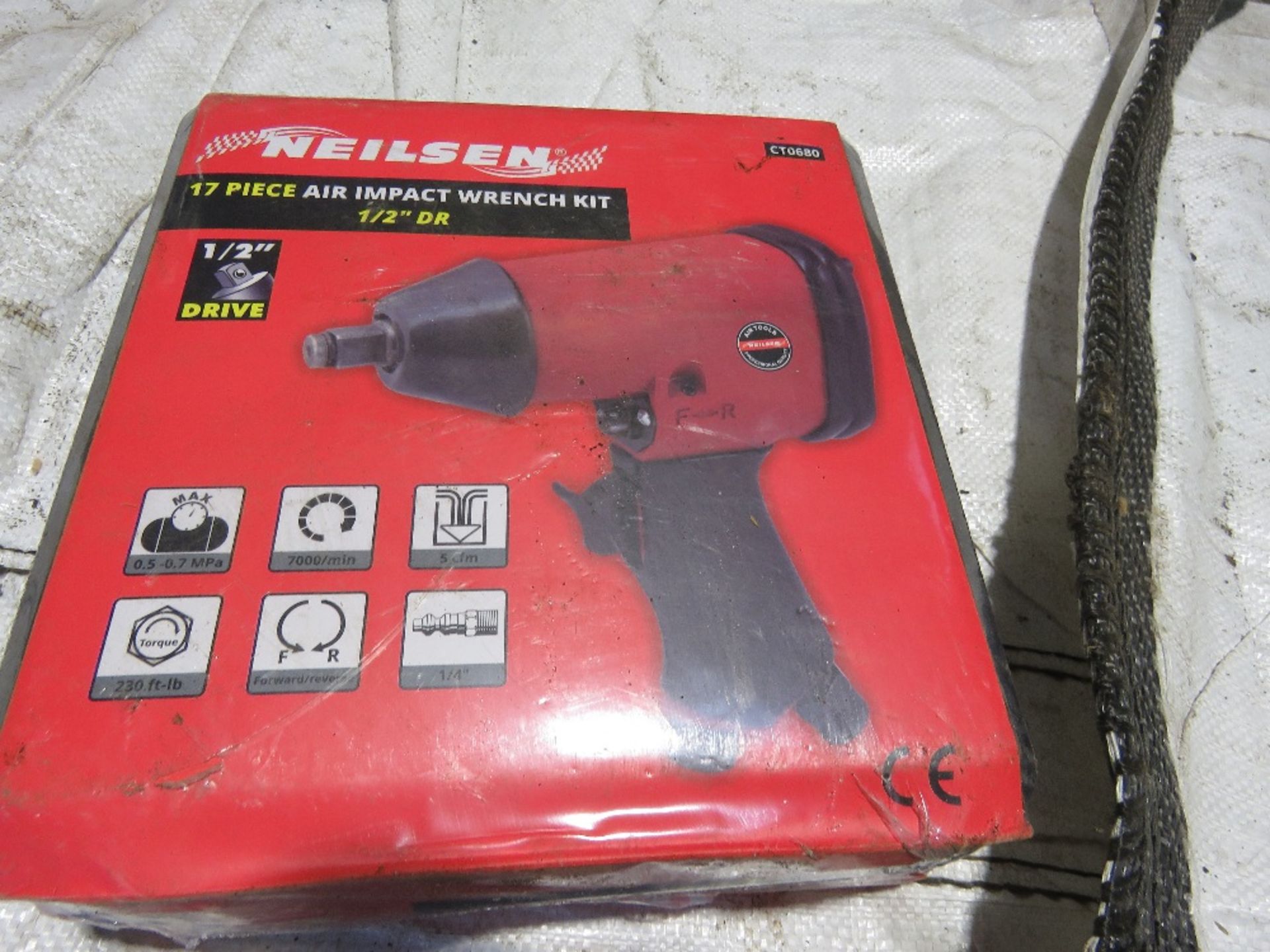 17 PIECE AIR IMPACT WRENCH SET. - Image 2 of 2