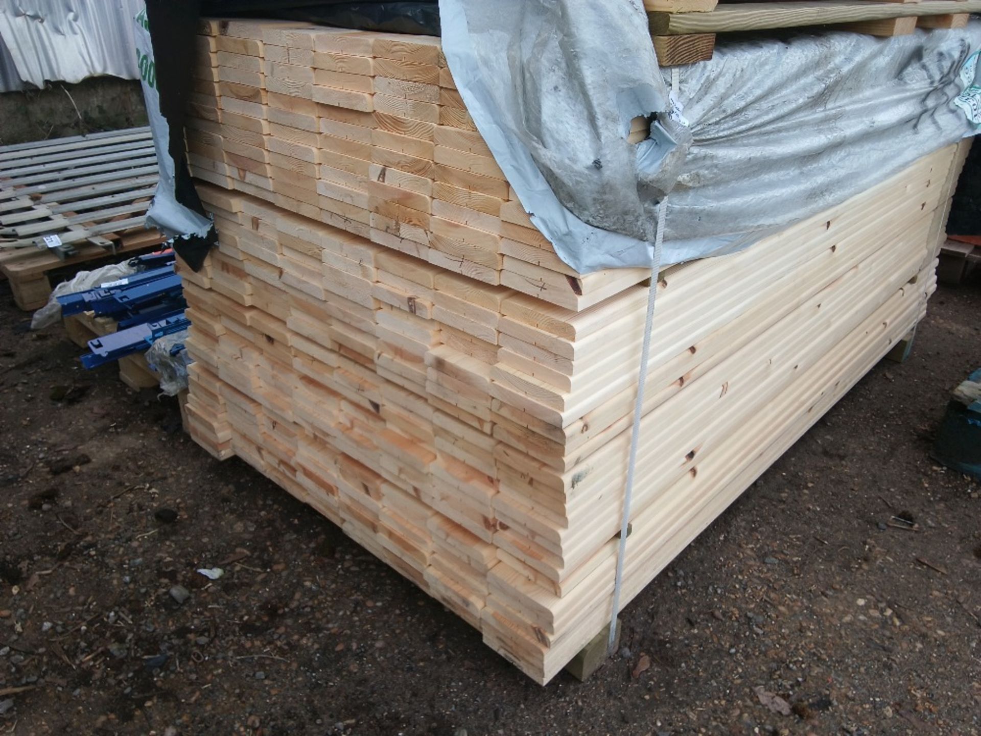 PACK OF UNTREATED TIMBER CAPPING BOARDS 1.88M LENGTH X 120MM X 20MM APPROX.