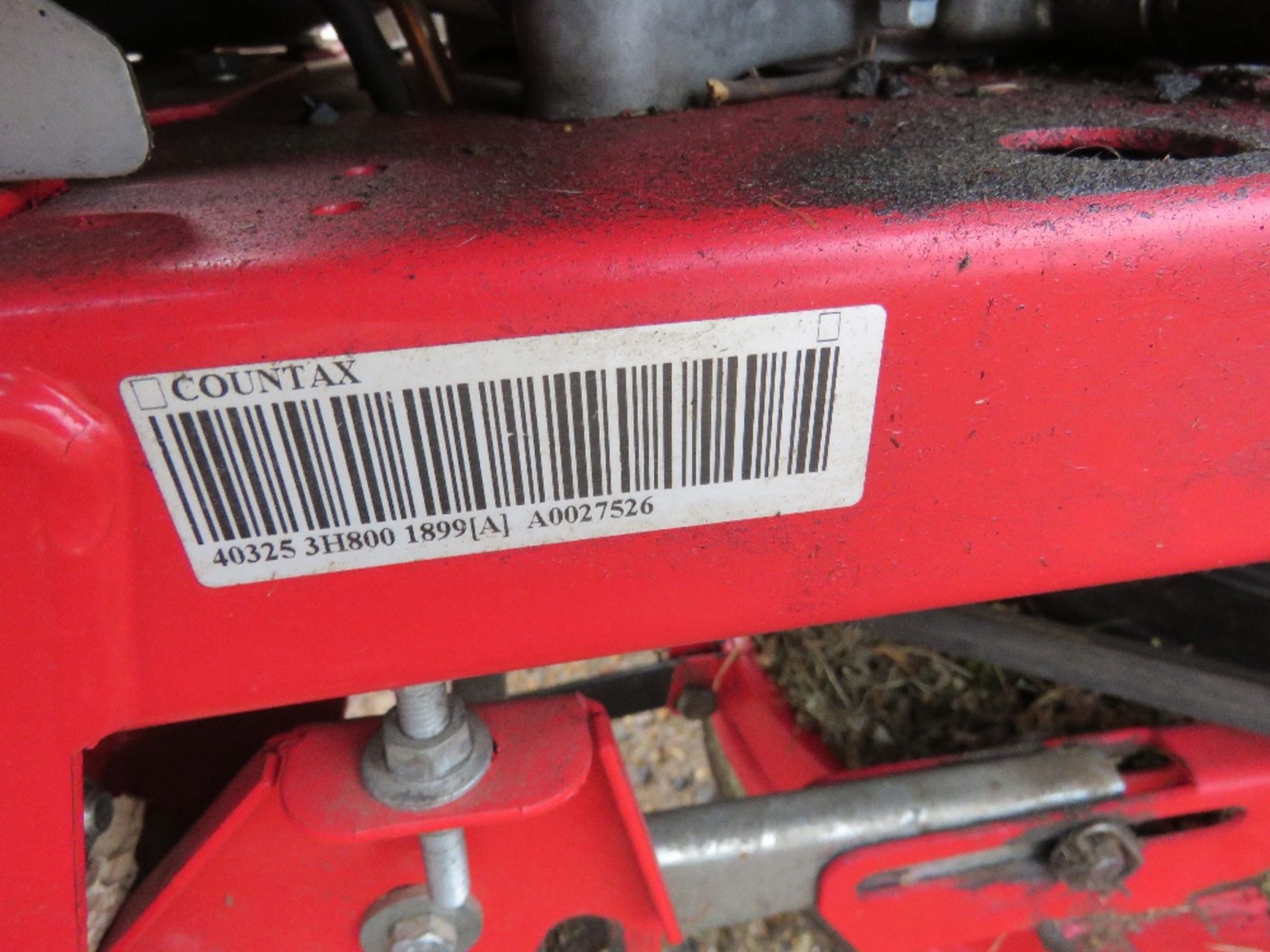 COUNTAX C300H RIDE ON MOWER WITH COLLECTOR. WHEN TESTED WAS SEEN TO START, RUN, DRIVE AND MOWERS ENG - Image 7 of 7