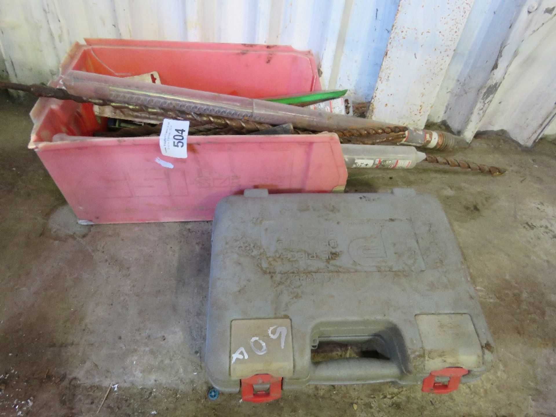 TRAY OF ASSORTED MASONARY DRILL BITS AND OTHERS. THIS LOT IS SOLD UNDER THE AUCTIONEERS MARGIN SC - Image 2 of 3