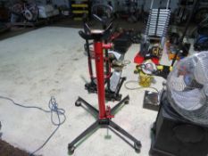 TRANSMISSION JACK. THIS LOT IS SOLD UNDER THE AUCTIONEERS MARGIN SCHEME, THEREFORE NO VAT WILL BE