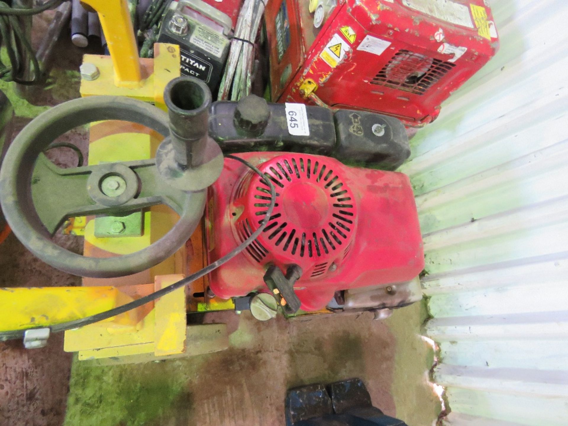 DFG250 PETROL ENGINED FLOOR GRINDER. - Image 3 of 4