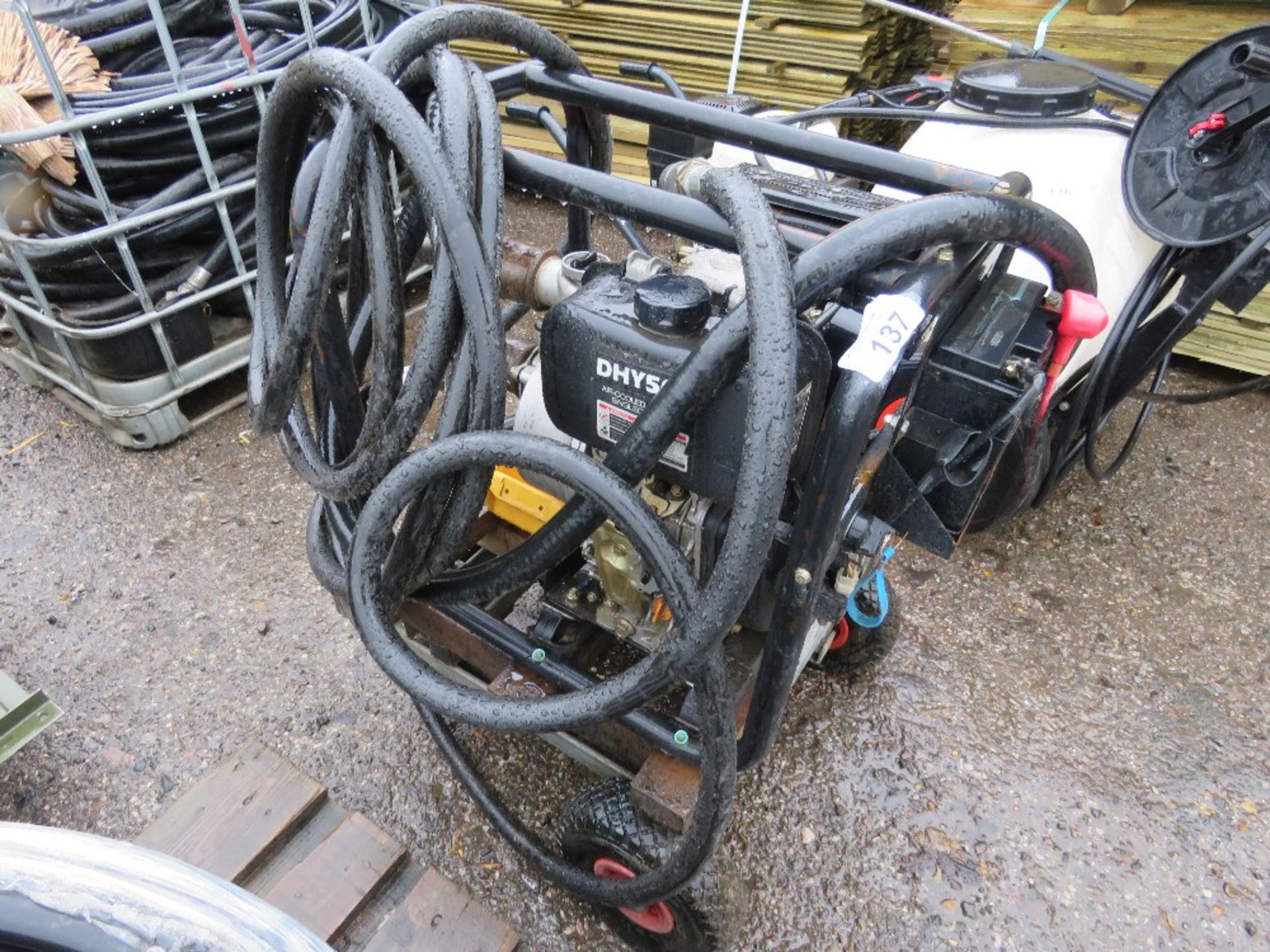 DIESEL ENGINED FUEL TRANSFER PUMP WITH HOSE. SOURCED FROM COMPANY LIQUIDATION. THIS LOT IS SOLD - Image 2 of 6