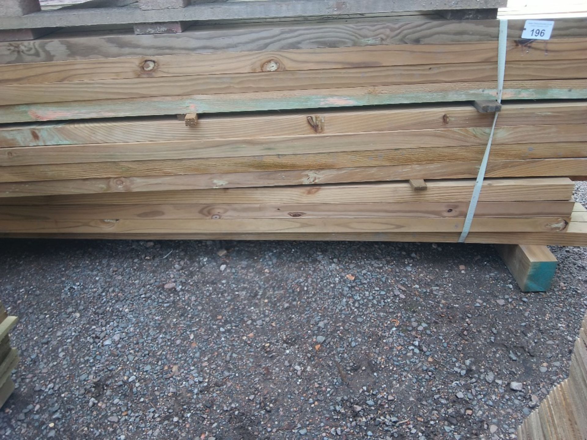 BUNDLE OF TREATED TIMBER BATTENS/POSTS MAINLY 55 X 45MM APPROX @ 2.2M-2.7M LENGTH, 200NO PIECES IN T - Image 2 of 3