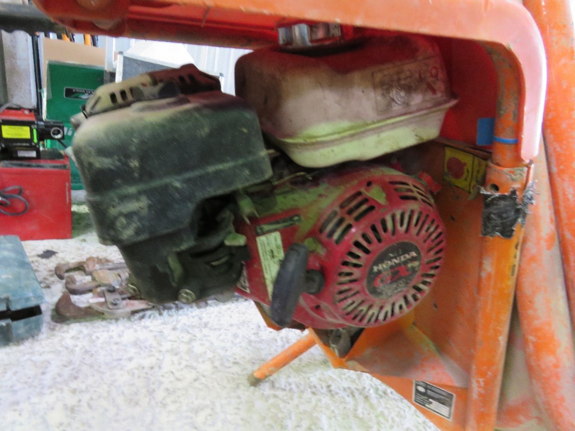 BELLE PETROL ENGINED CEMENT MIXER WITH A STAND. - Image 3 of 4