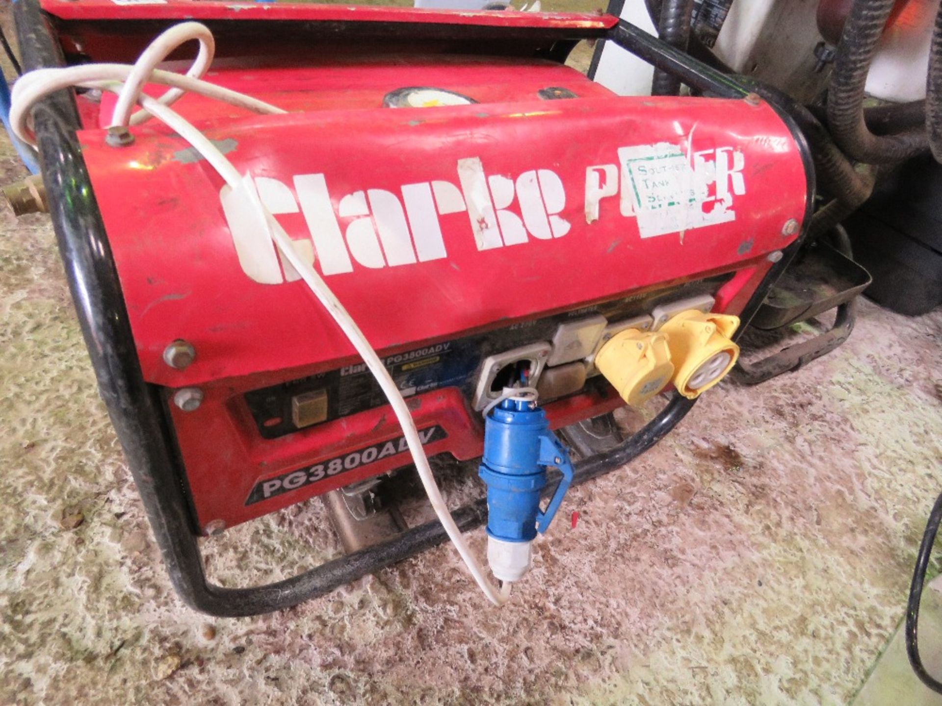 CLARKE DUAL VOLTAGE PETROL ENGINED GENERATOR. SOURCED FROM COMPANY LIQUIDATION.