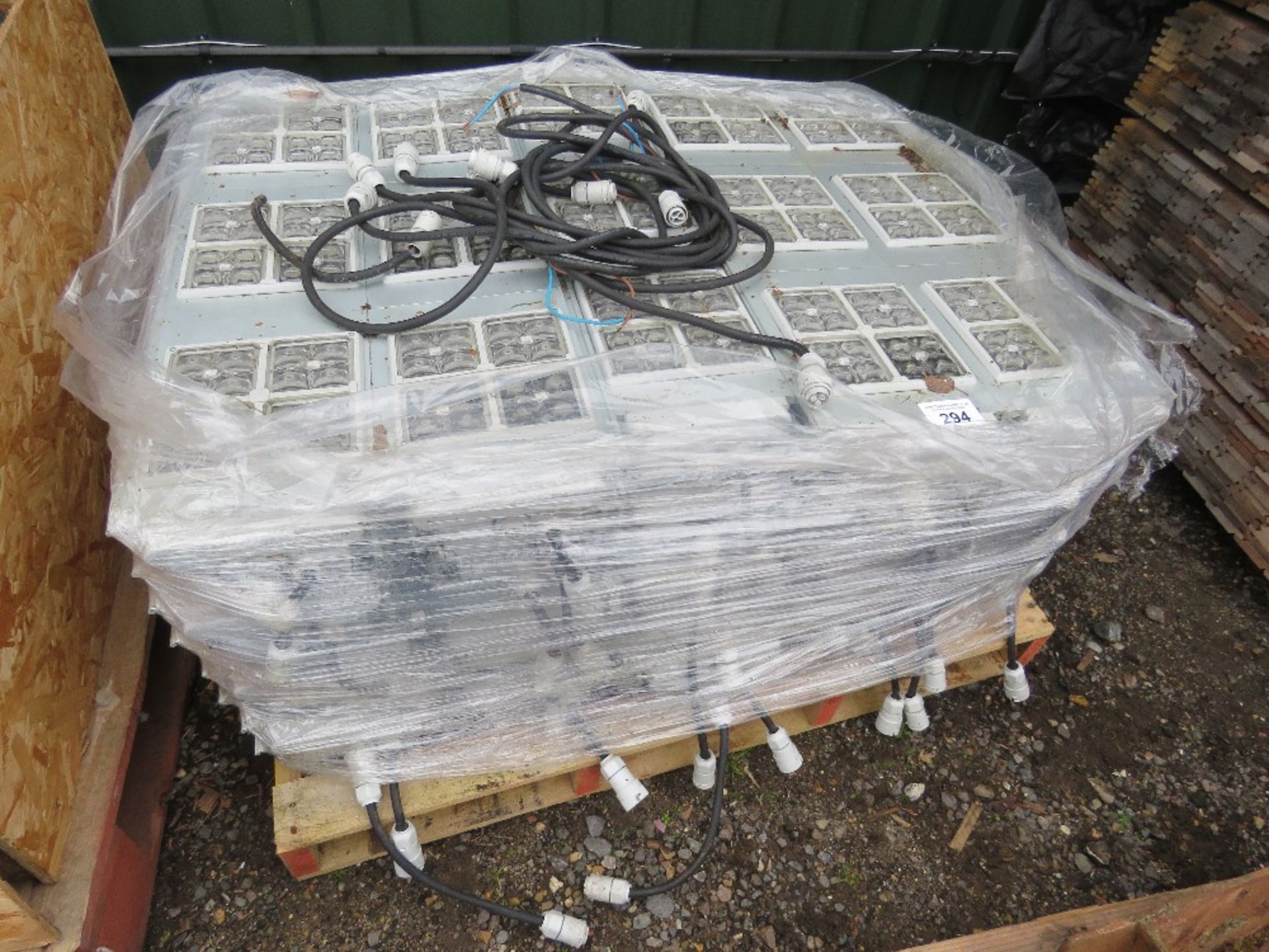 PALLET CONTAINING 20NO HEAVY DUTY LED LIGHT UNITS, BELIEVED TO HAVE COME FROM WATFORD FC STADIUM. - Image 2 of 4