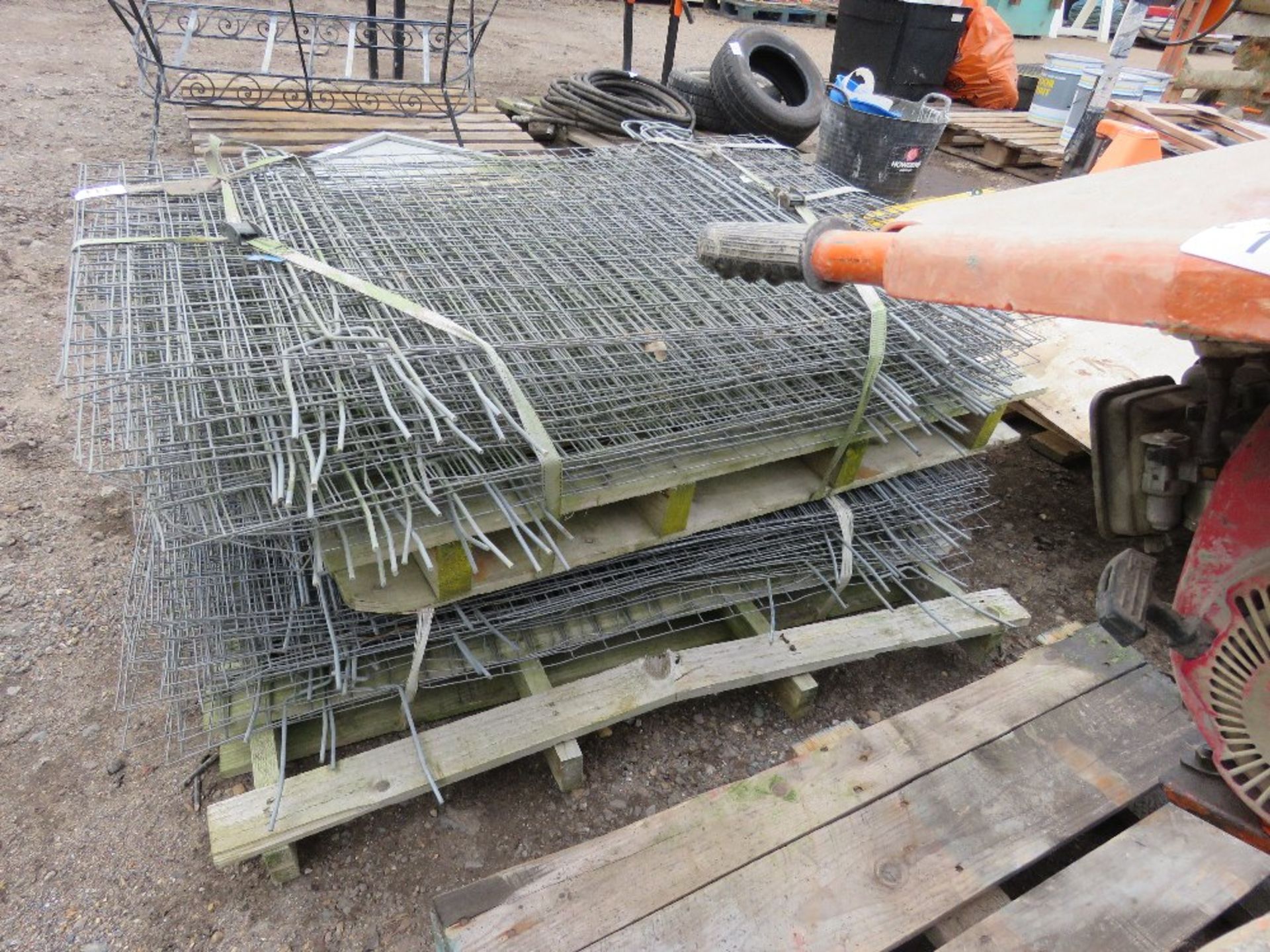 2 X PALLETS OF SCAFFOLD SAFETY MESH PANELS. - Image 4 of 4