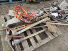 PALLET CONTAINING VARIOUS HAND TOOLS, AS SHOWN. SOURCED FROM COMPANY LIQUIDATION.