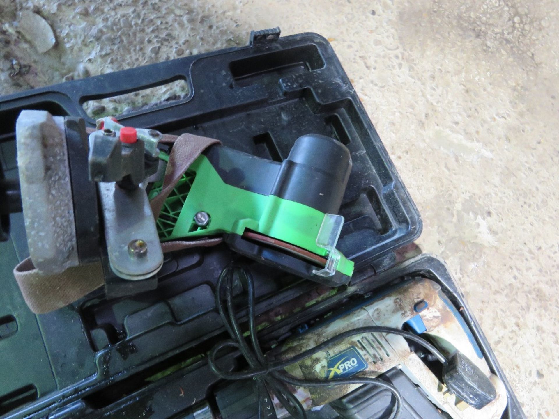 BATTERY DRILL PLUS A CHAINSAW SHARPENER. THIS LOT IS SOLD UNDER THE AUCTIONEERS MARGIN SCHEME, TH - Image 2 of 3