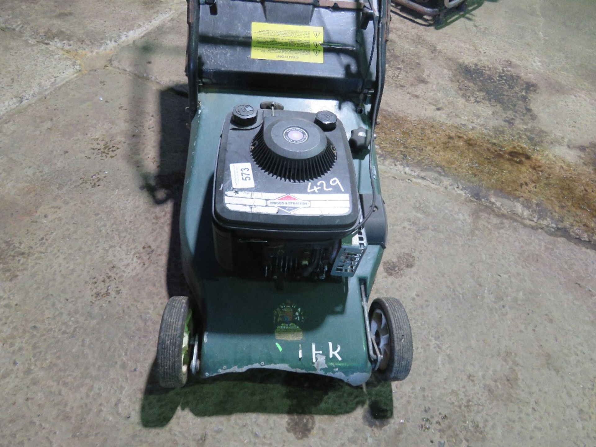 HAYTER HARRIER ROLLER MOWER WITH COLLECTOR. THIS LOT IS SOLD UNDER THE AUCTIONEERS MARGIN SCHEME, - Image 2 of 3