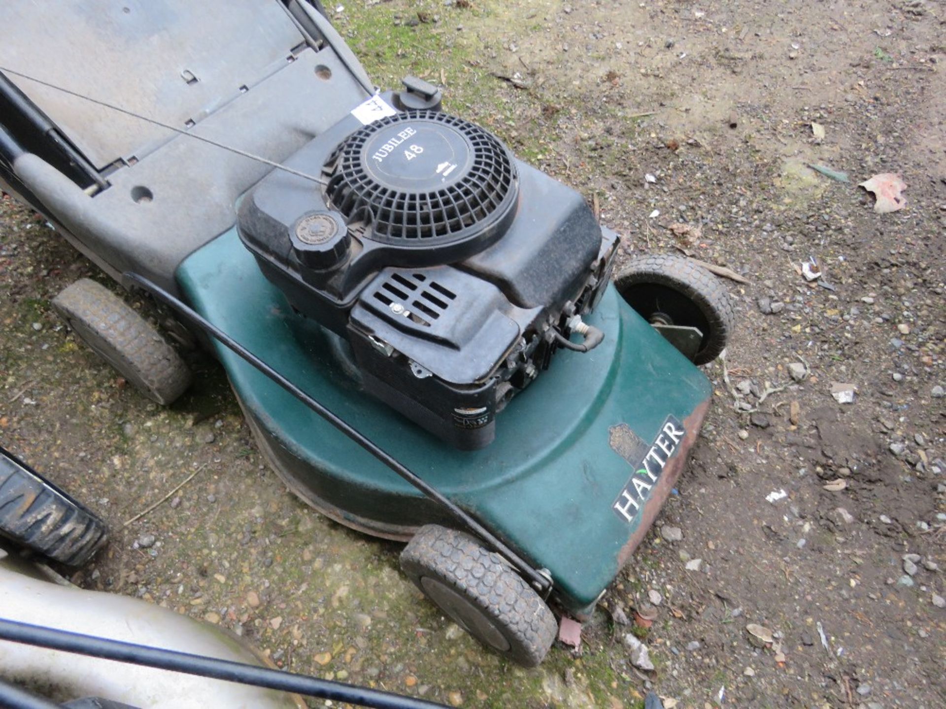 HAYTER JUBILEE 48 MOWER WITH A COLLECTOR BAG. THIS LOT IS SOLD UNDER THE AUCTIONEERS MARGIN SCHEM