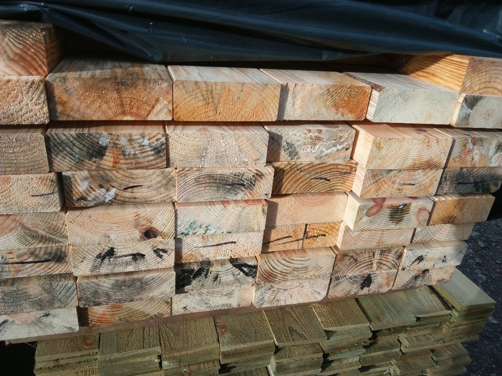 PACK OF UNTREATED HEAVY DUTY TIMBER BOARDS @ 1.8M LENGTH APPROX. - Image 2 of 2