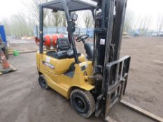 CATERPILAR GP15K GAS POWERED FORKLIFT TRUCK. 1.5TONNE CAPACITY. 5520 REC HOURS. YEAR 1999 BUILD. FRE