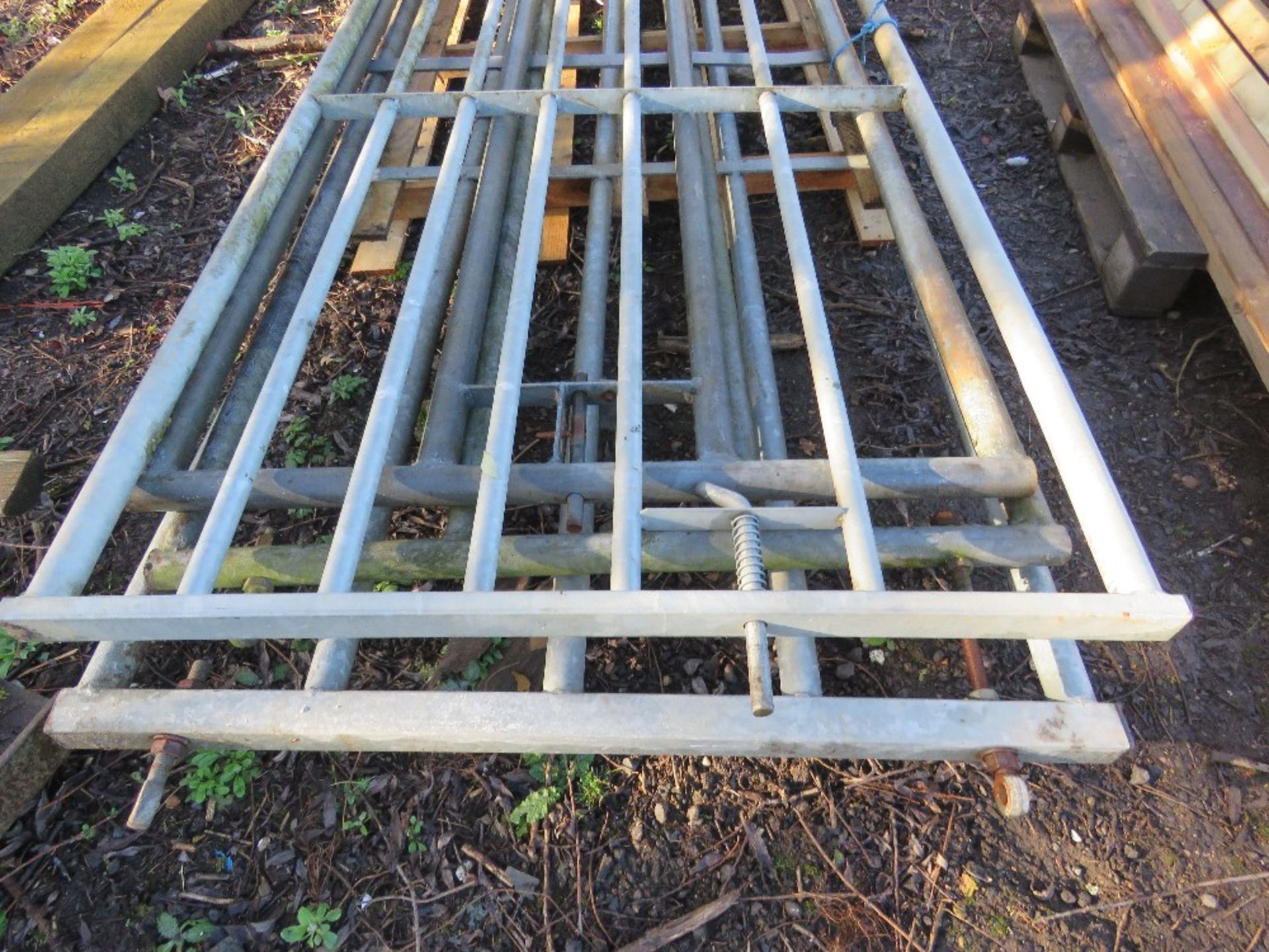 4NO GALVANISED FIELD GATES 12-16FT WIDTH APPROX. THIS LOT IS SOLD UNDER THE AUCTIONEERS MARGIN SC - Image 5 of 6