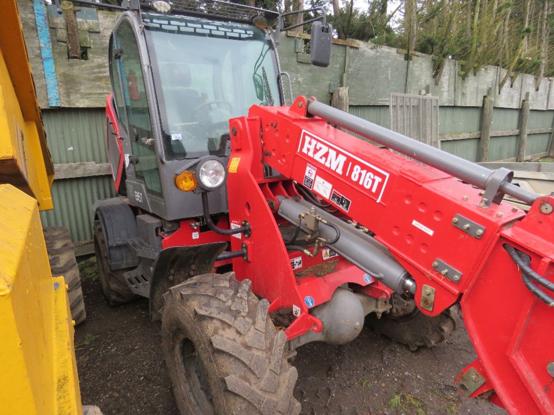 HZM 816T TELESCOPIC CENTRE PIVOT STEERING MATERIAL HANDLER YEAR 2021. 141 REC HOURS WITH BUCKET AND - Bild 2 aus 19