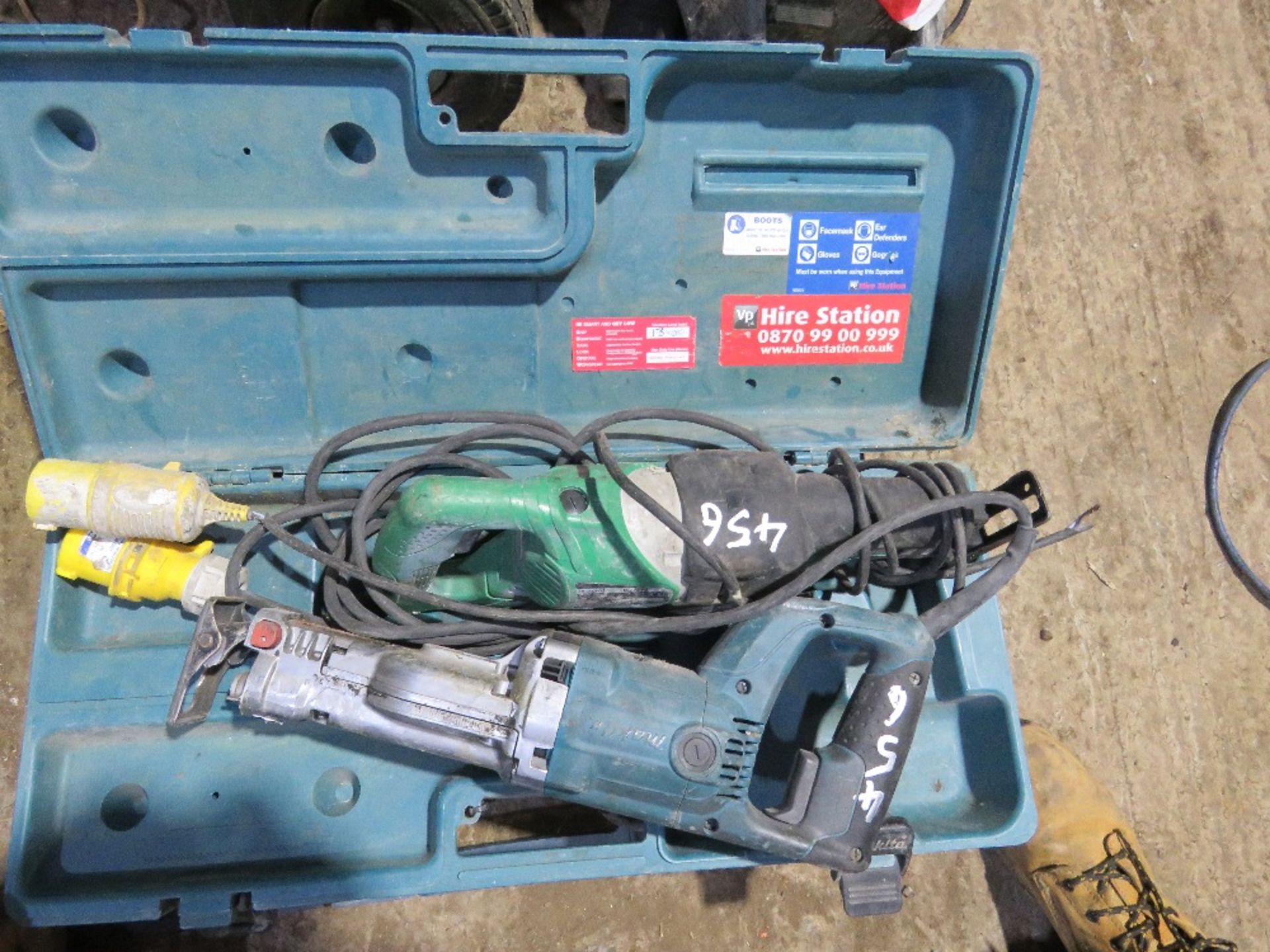4 X RECIPROCATING SAWS. 110VOLT POWERED. SOURCED FROM COMPANY LIQUIDATION. THIS LOT IS SOLD UNDE