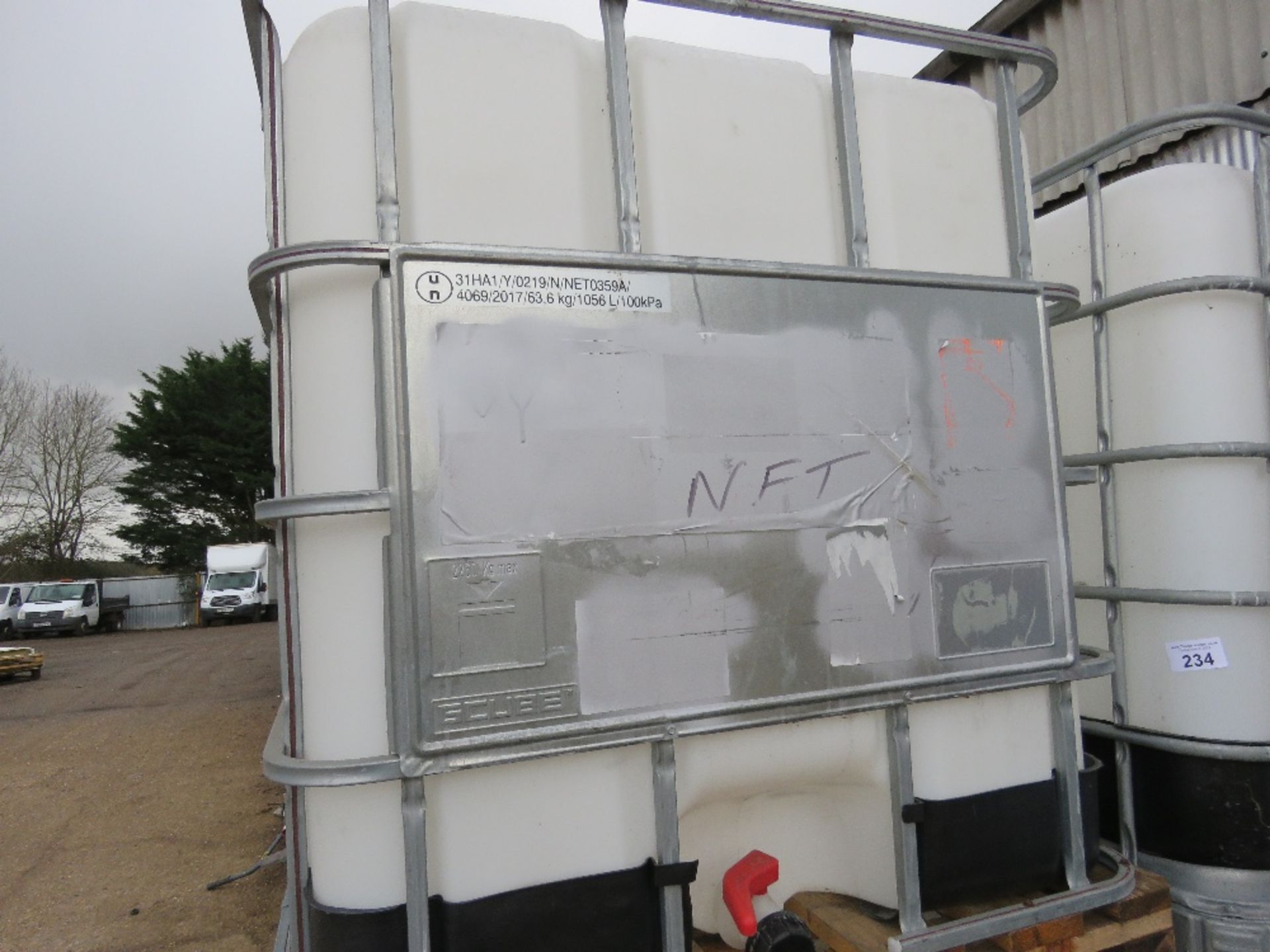 2NO IBC PLASTIC PALLET TANKS. THIS LOT IS SOLD UNDER THE AUCTIONEERS MARGIN SCHEME, THEREFORE NO - Image 4 of 4