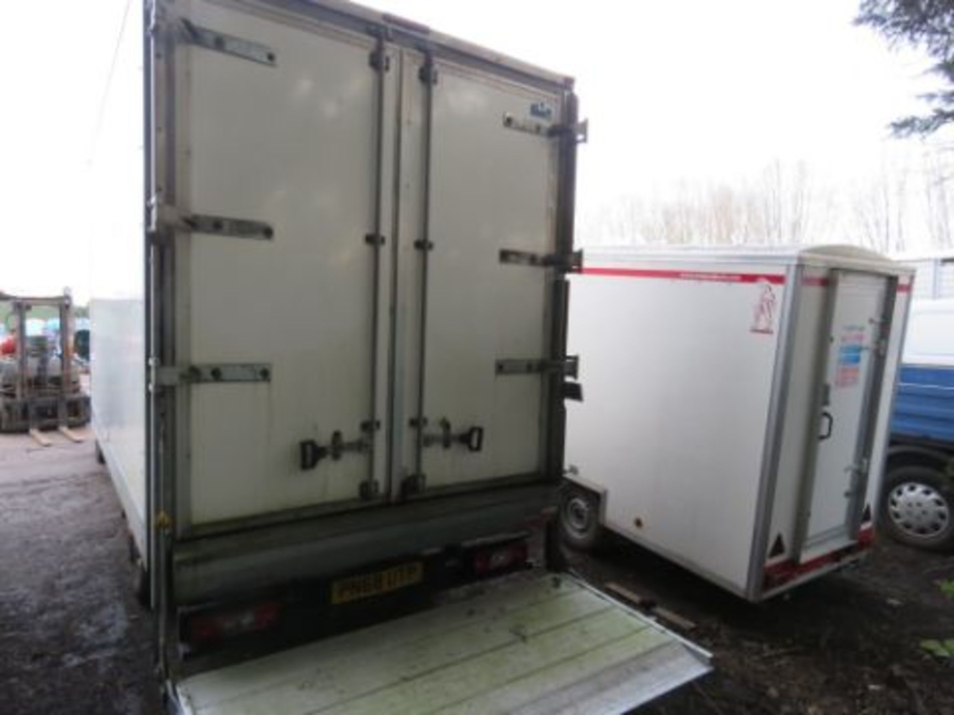 FORD TRANSIT 350 LUTON BOX VAN WITH TAIL LIFT. REG:PN68 UTP. WITH MOT UNTIL 31/10/24. V5 DOCUMENT, - Image 10 of 12