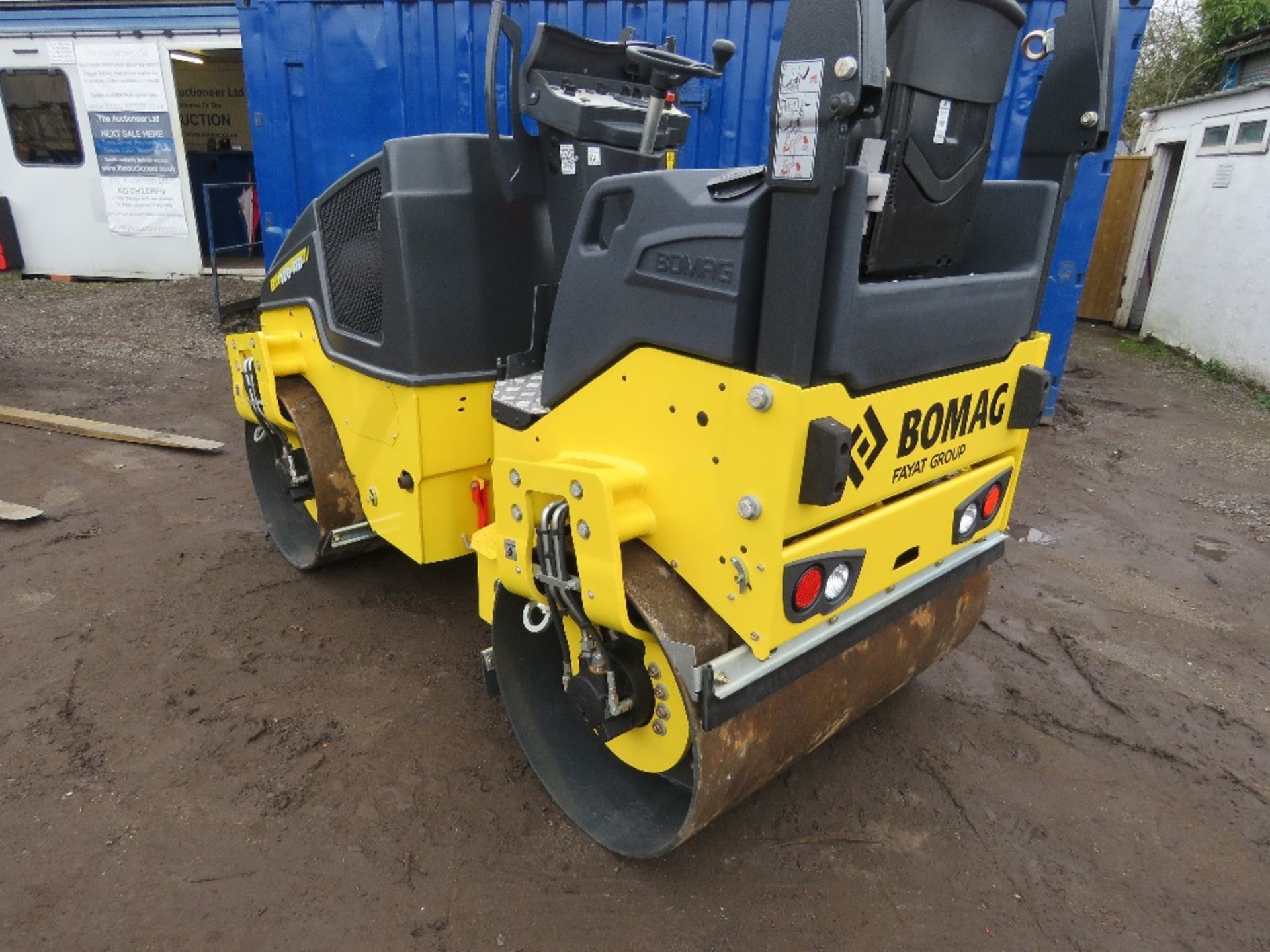 BOMAG 120AD-5 DOUBLE DRUM ROLLER YEAR 2023 BUILD, UNUSED, 1.6 HOURS. SN:961880781857. WHEN TESTED WA - Image 8 of 16