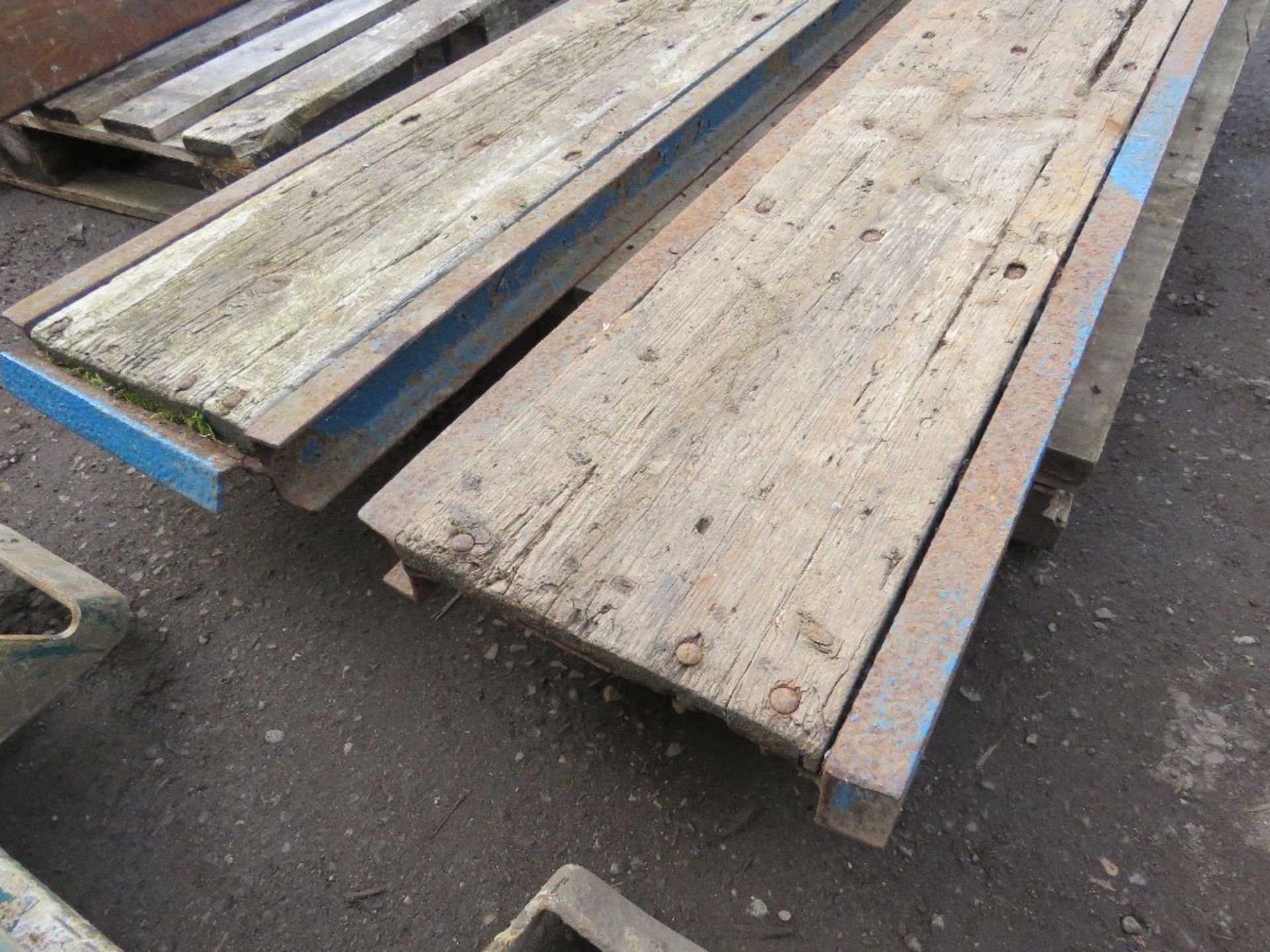 PAIR OF METAL FRAMED LOADING RAMPS 6FT LENGTH APPROX. - Image 3 of 4