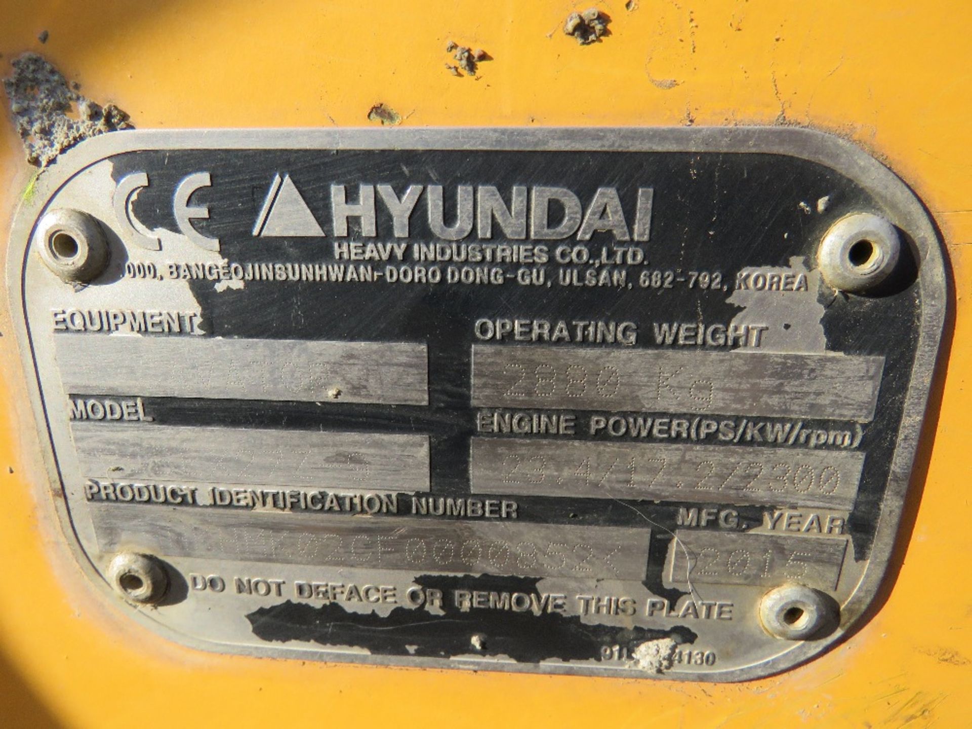 HYUNDAI ROBEX 27Z-9 RUBBER TRACKED EXCAVATOR YEAR 2015 BUILD. 2573 REC HOURS. 4NO BUCKETS WITH A MAN - Image 19 of 20