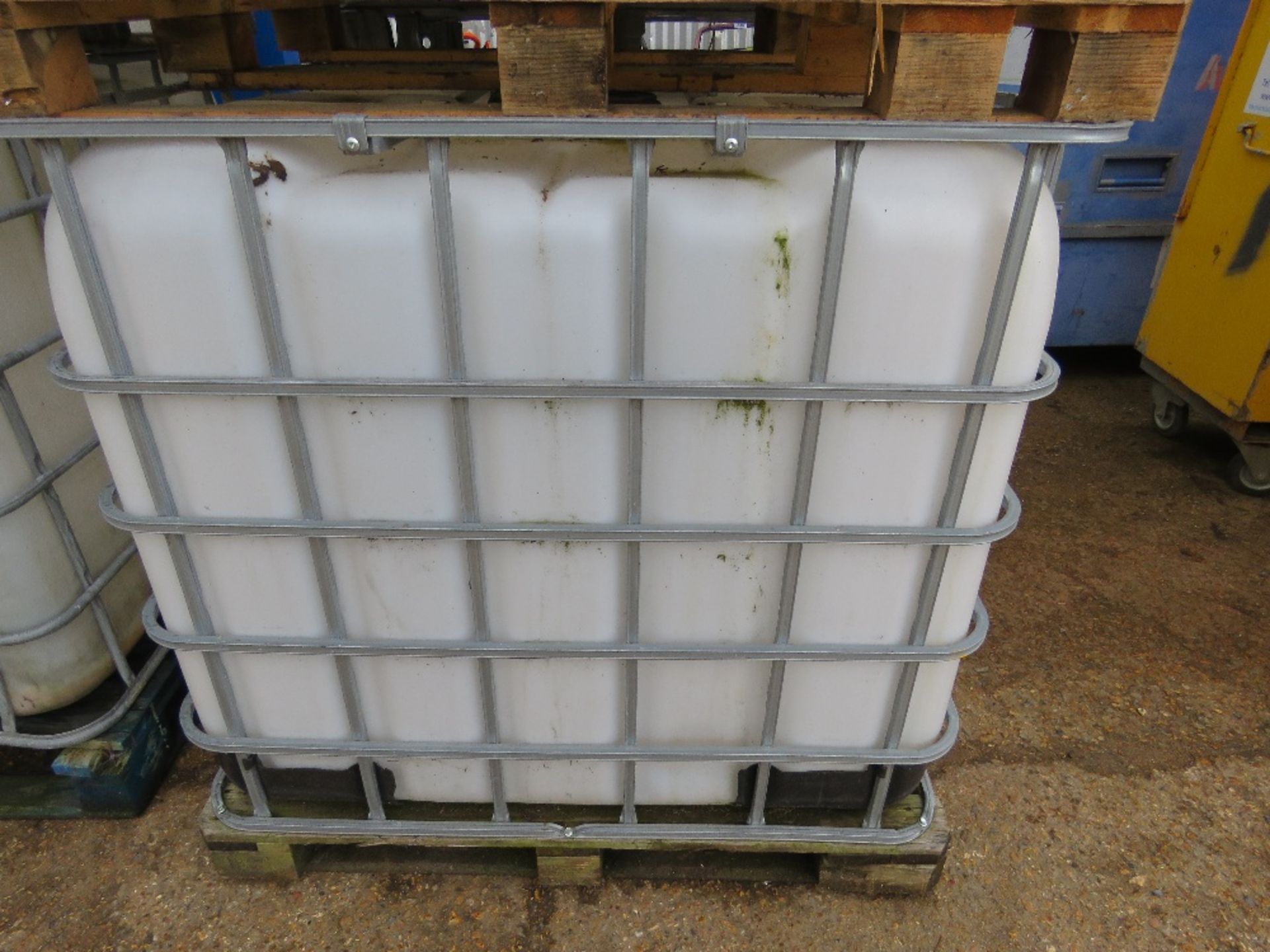 2NO IBC PLASTIC PALLET TANKS. THIS LOT IS SOLD UNDER THE AUCTIONEERS MARGIN SCHEME, THEREFORE NO - Image 2 of 4