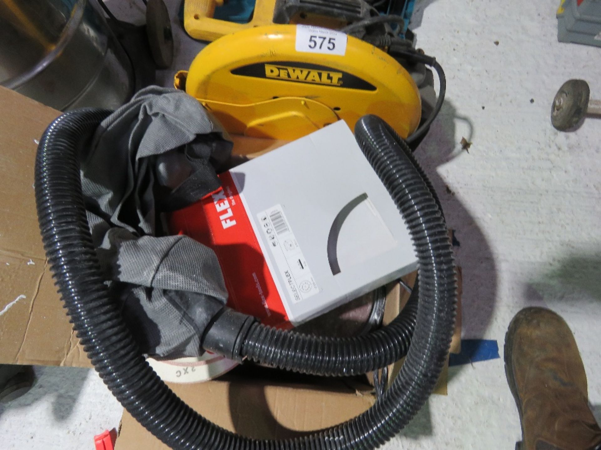 EVOLUTION 240VOLT POWERED LARGE DISC SANDER IN A BOX. DIRECT FROM LOCAL RETIRING BUILDER. THIS - Image 7 of 7