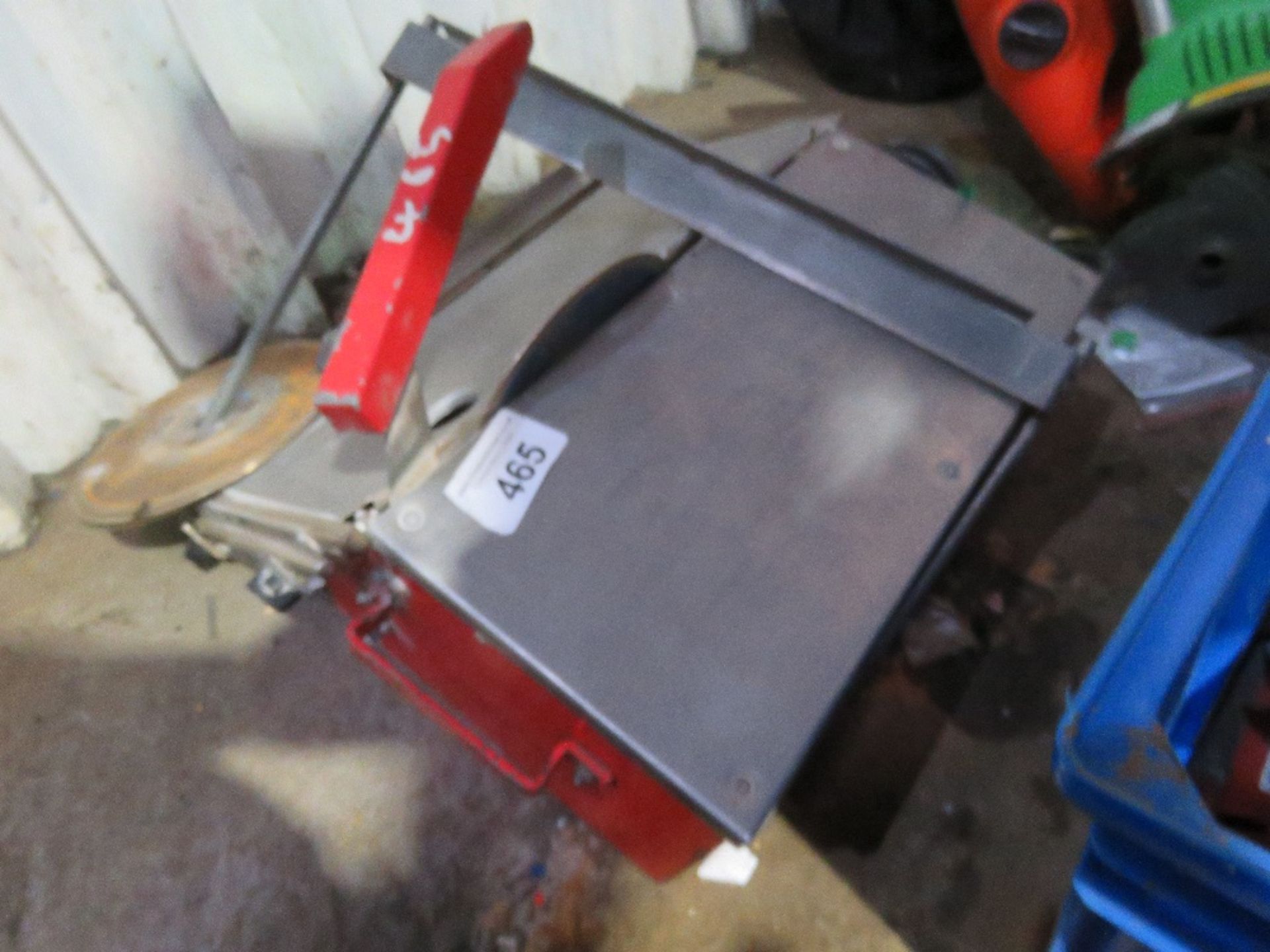 TILE CUTTING SAWBENCH WITH 4NO BLADES. - Image 3 of 3