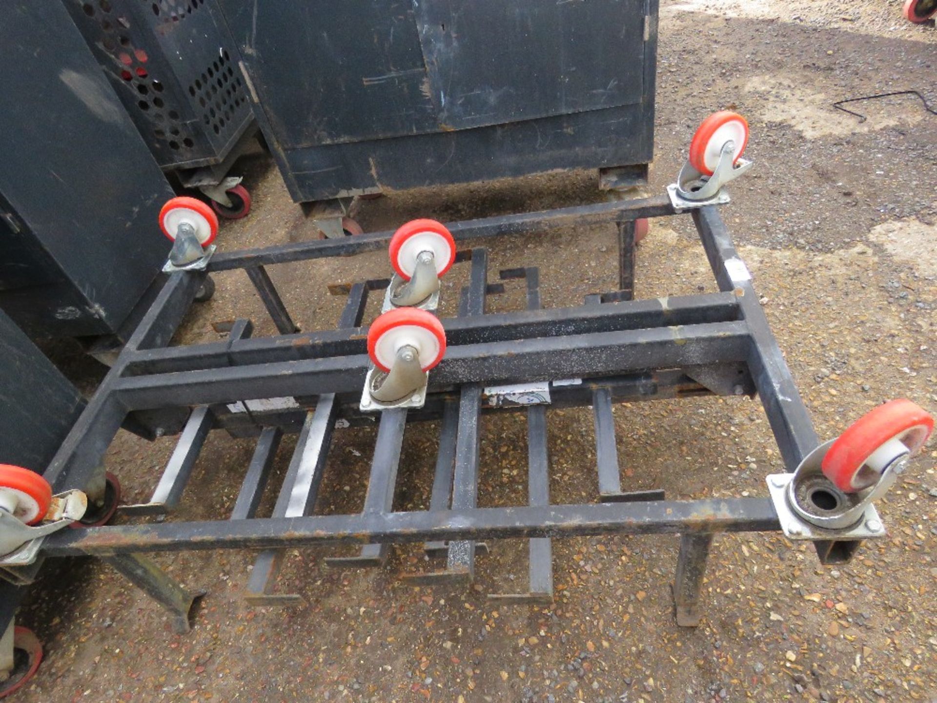 ARMORGARD WHEELED PIPE RACK. SOURCED FROM COMPANY LIQUIDATION. - Image 2 of 2