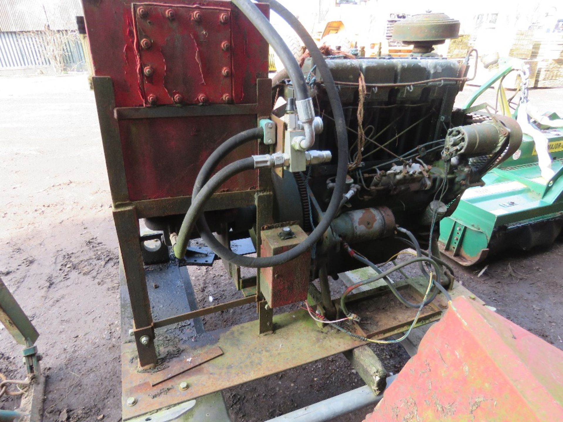 LISTER 4 CYLINDER ENGINED HYDRAULIC POWER PACK ON SKID FRAME. - Image 8 of 8