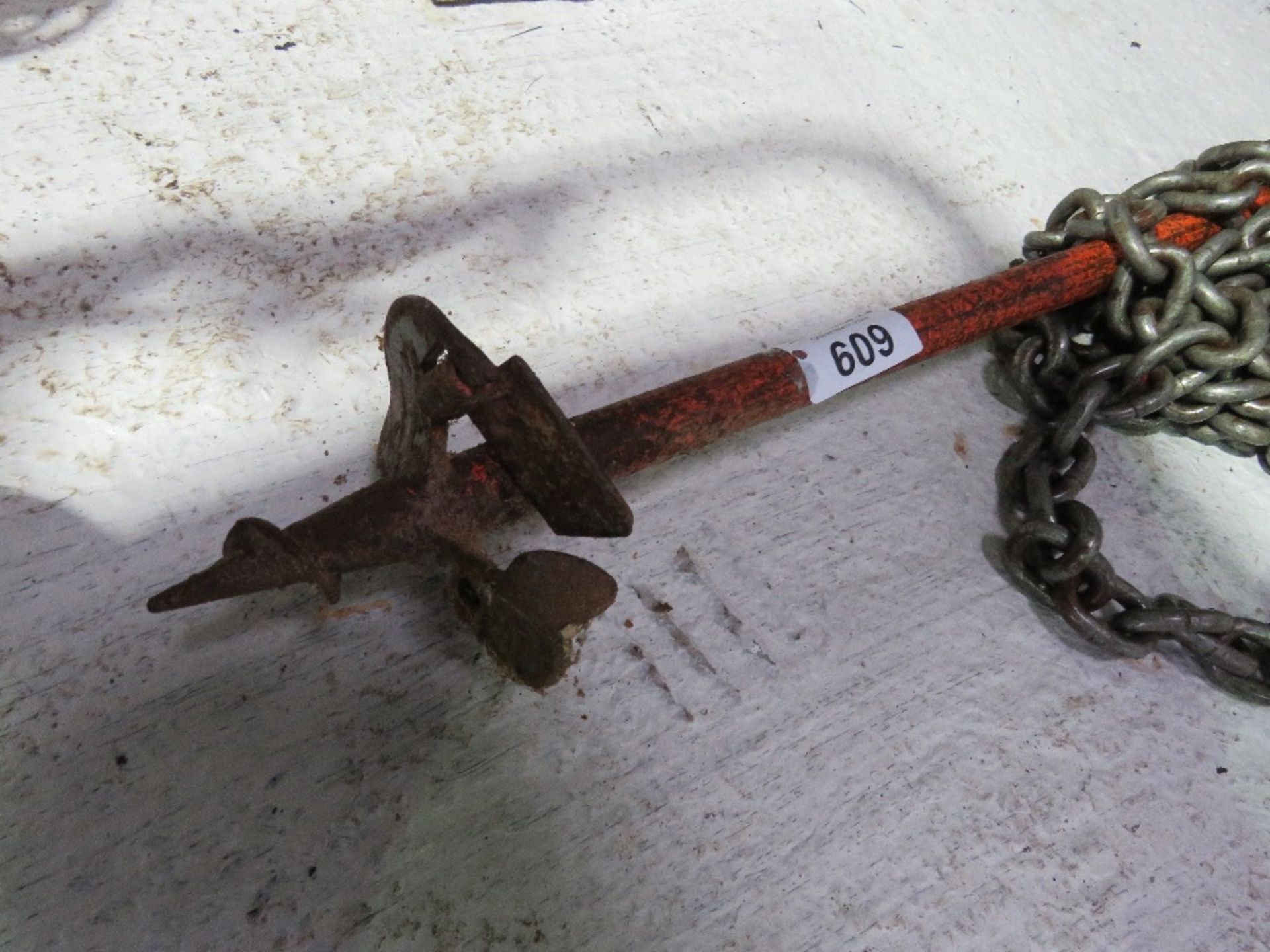 POST HOLE BORER PLUS A SECURING CHAIN.OWNER RETIRING. THIS LOT IS SOLD UNDER THE AUCTIONEERS MARG - Image 2 of 3