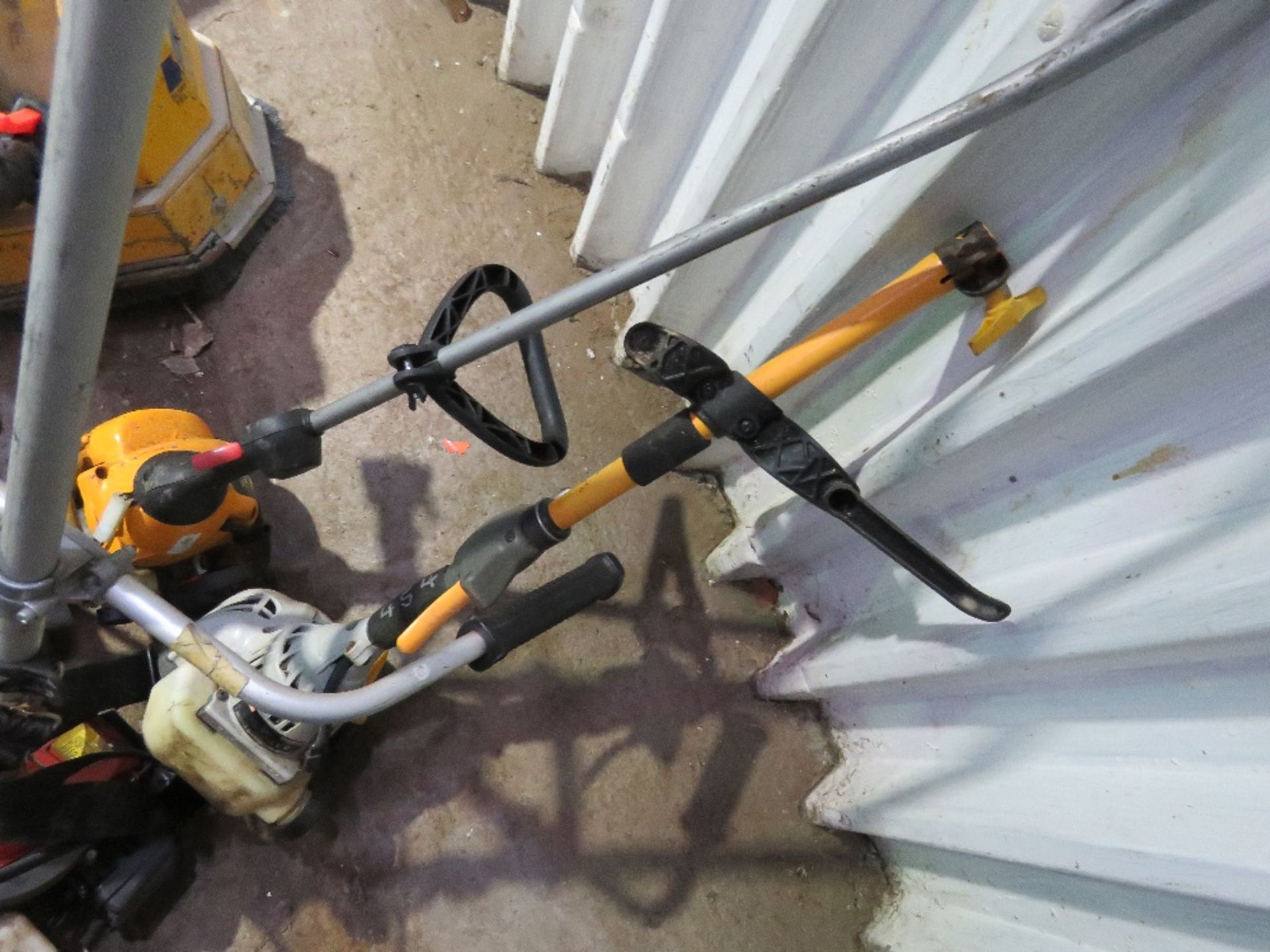 4NO ASSORTED PETROL STRIMMERS. - Image 3 of 4