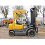 TCM FG20NST 2TONNE GAS POWERED FORKLIFT TRUCK, 8551REC HRS. 2.2M CLOSED MAST HEIGHT APPROX. WHEN TES