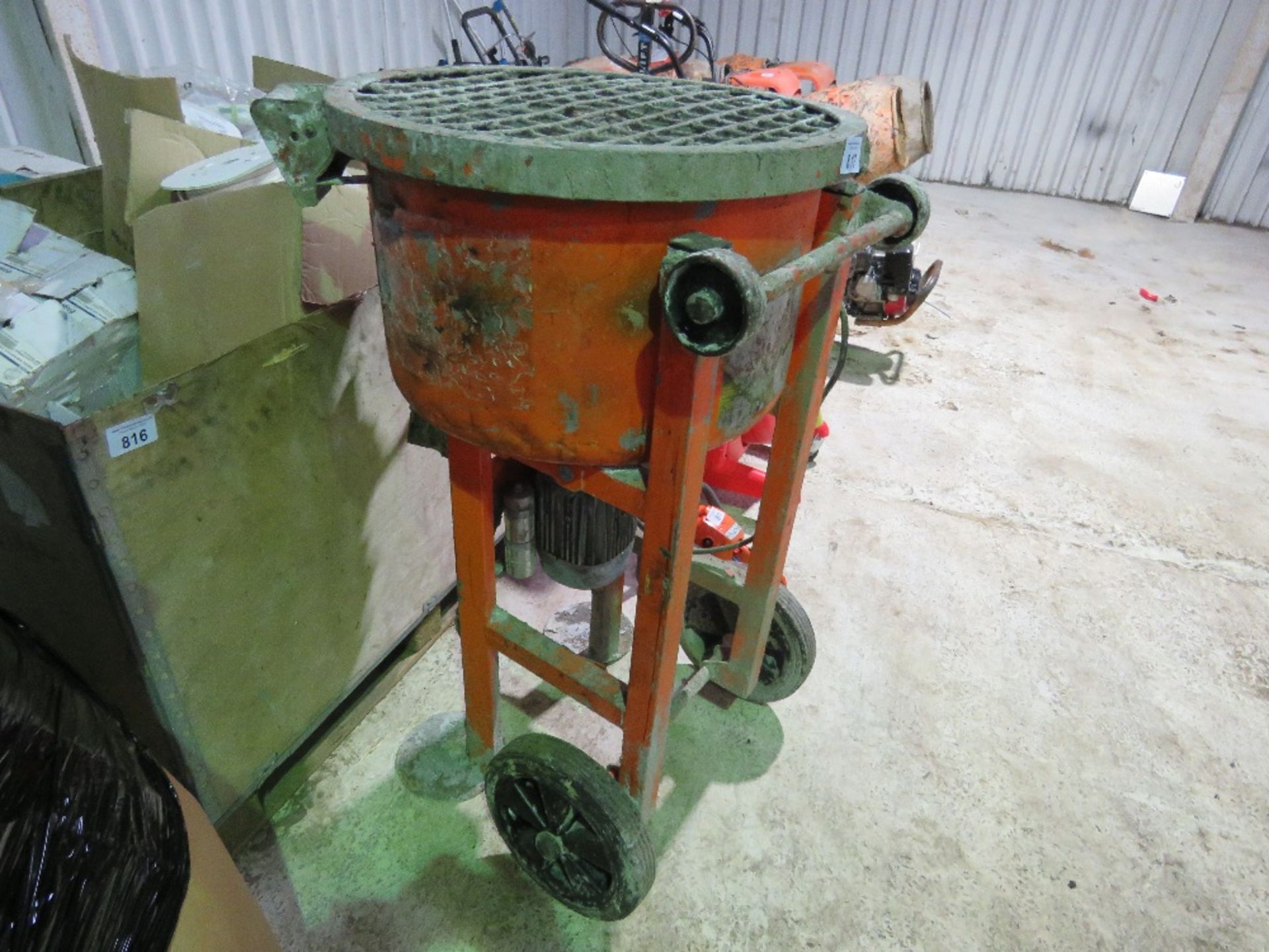 RESIN MIXER UNIT, 110VOLT ON WHEELED CHASSIS. - Image 3 of 7