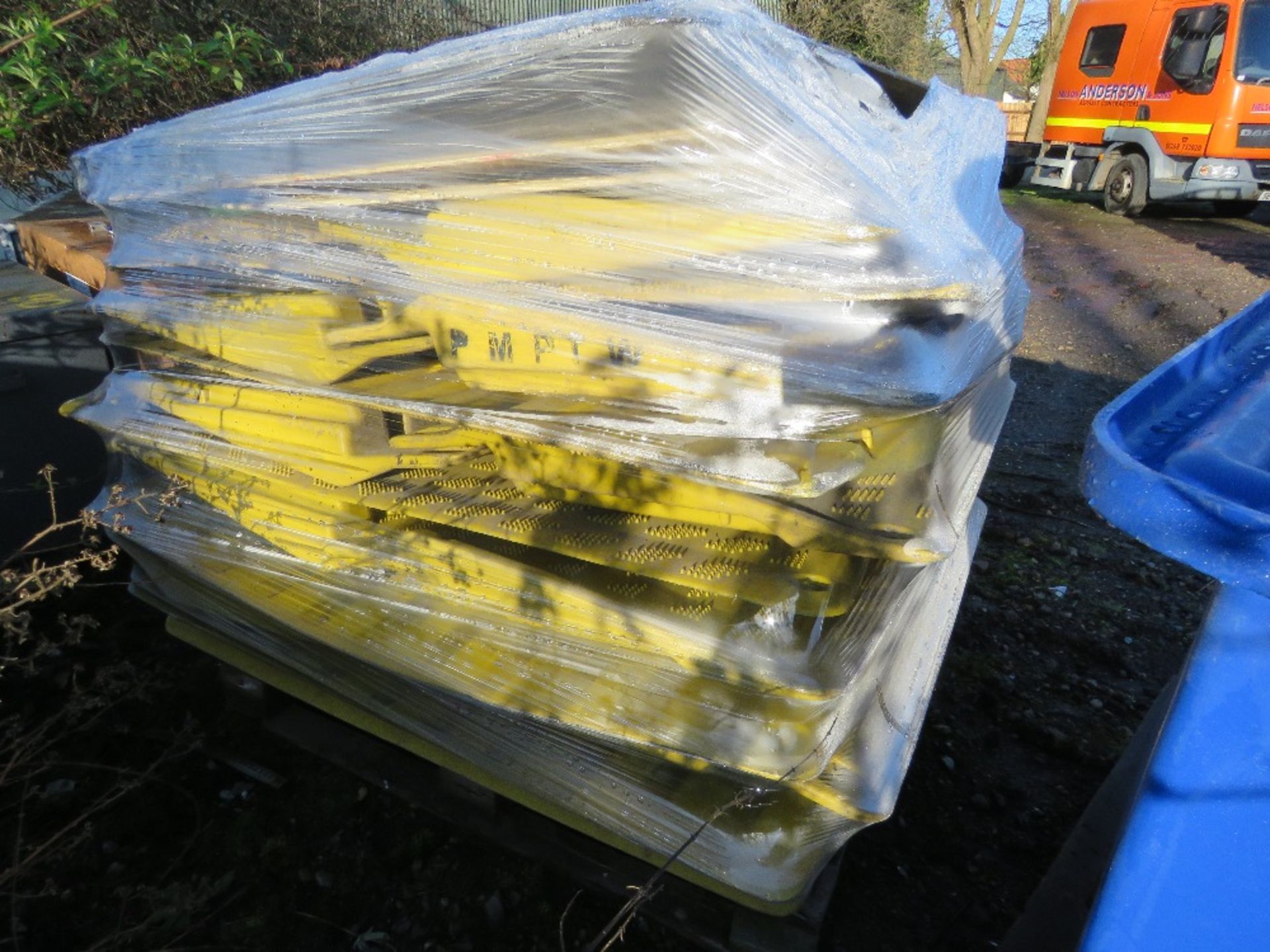LARGE QUANTITY OF GRP CROSSING PLATES / KERB RAMPS.. SOURCED FROM COMPANY LIQUIDATION. - Image 5 of 5