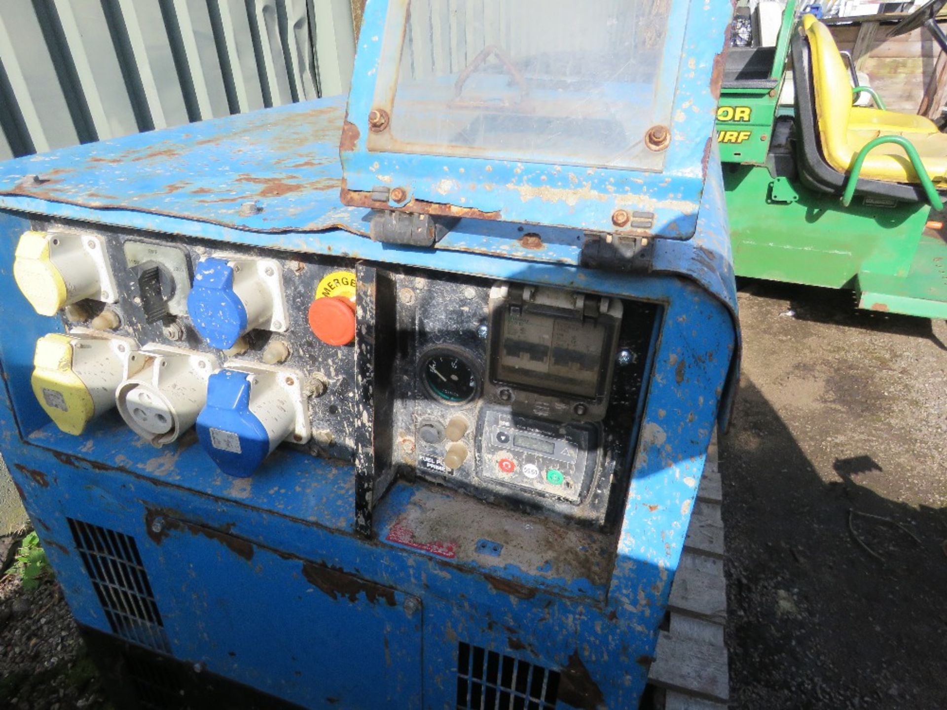 STEPHILL 10KVA BARROW GENERATOR. - Bild 2 aus 4