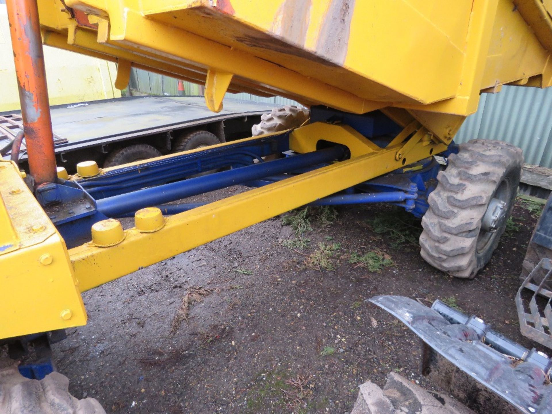 THWAITES ALLDRIVE FORWARD CONTROL DUMPER. 4 WHEEL STEER. WHEN TESTED WAS SEEN TO DRIVE, STEER AND TI - Image 6 of 14