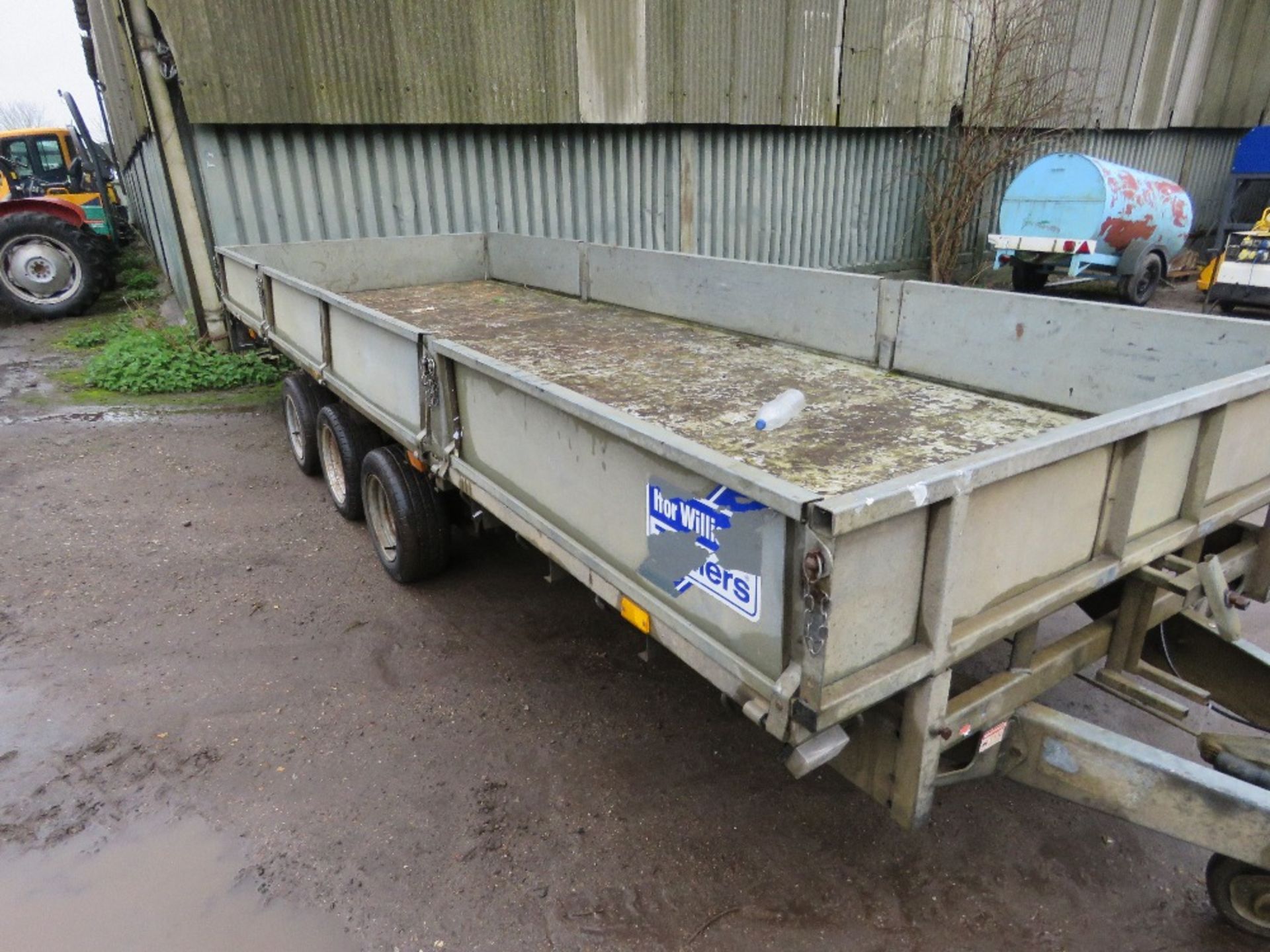 IFOR WILLIAMS LM186G3 TRIAXLED PLANT TRAILER. 18FT LENGTH X 6FT WIDTH WITH SIDES. SN:SCK800000C50854 - Image 4 of 13