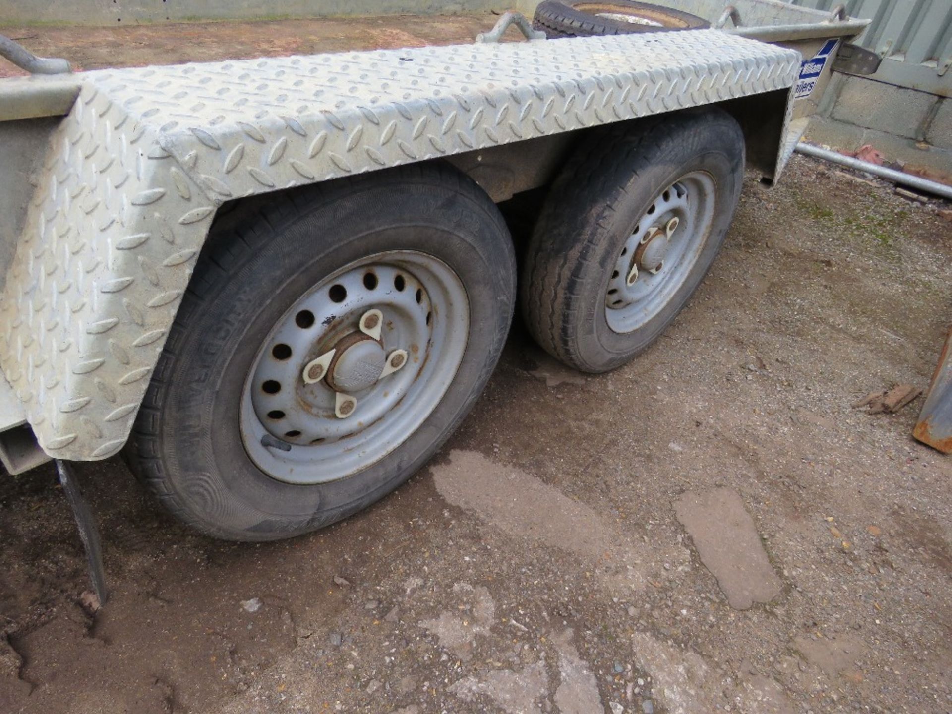 IFOR WILLIAMS GH94BT MINI DIGGER TRAILER TWIN AXLE 2.7TONNE RATED SN:SCKD00000G0687270 SURPLUS TO - Image 8 of 8