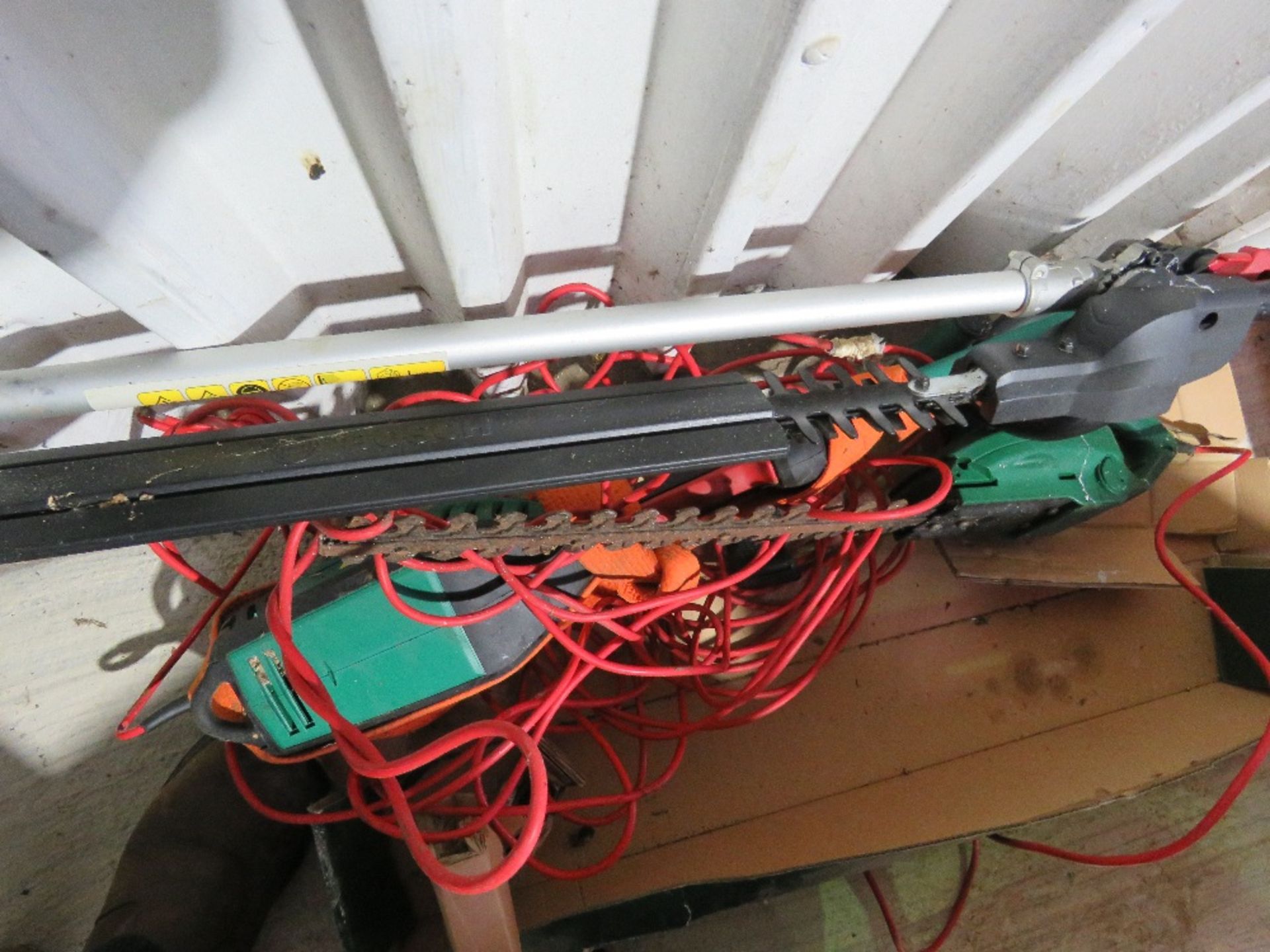 ELECTRIC HEDGE CUTTER AND LONG REACH HEAD.....THIS LOT IS SOLD UNDER THE AUCTIONEERS MARGIN SCHEME, - Image 6 of 6