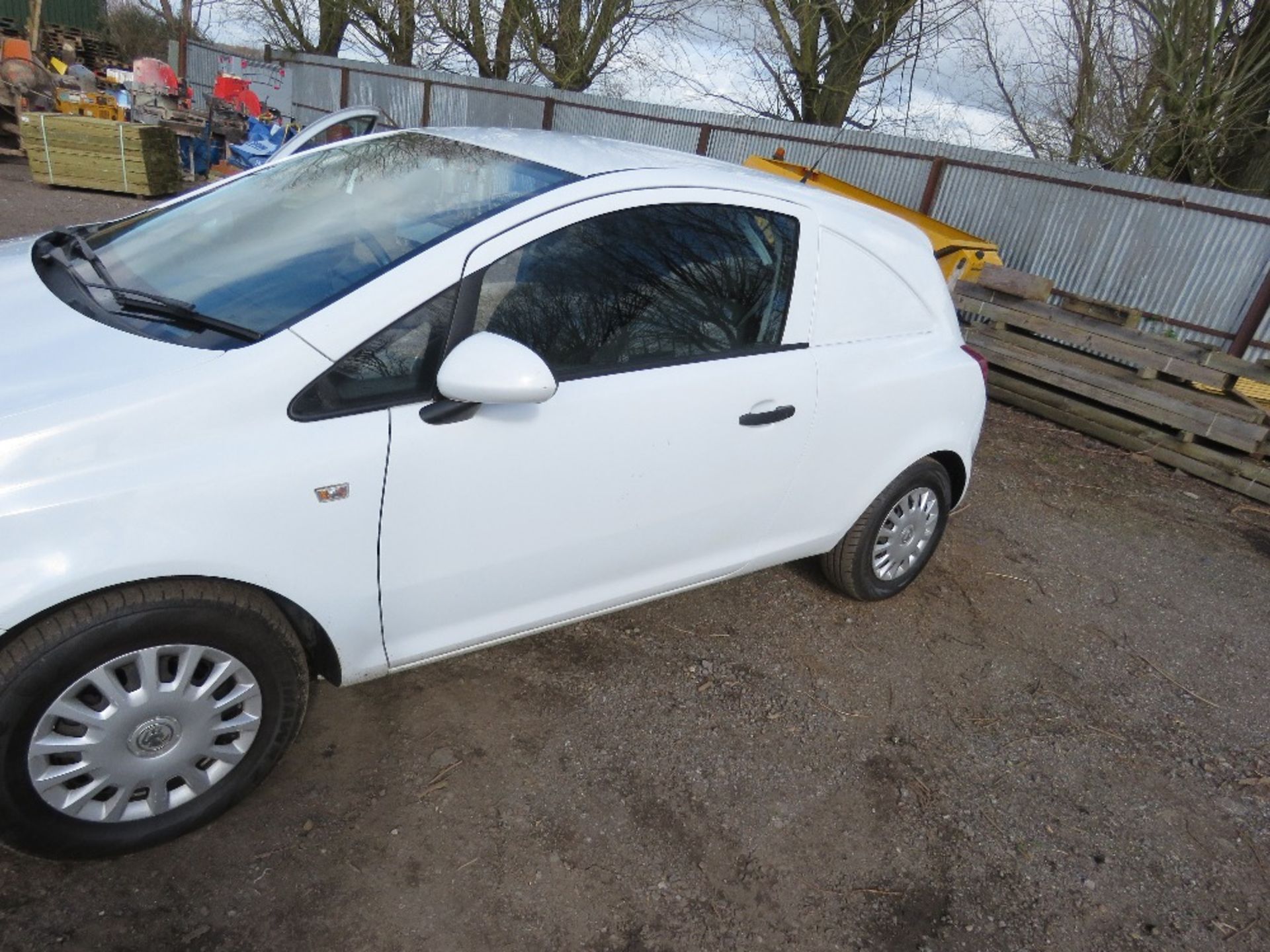 VAUXHALL CORSA CDDT VAN REG:MT14 SWJ. WITH V5 AND MOT UNTIL 17/12/24. SPARE KEYS. RECENTLY SERVICED - Image 2 of 8