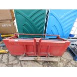 TRANSPORT BOX WITH BUILT IN SEATING AND SAFETY BAR. PREVIOUSLY USE ON MASSEY FERGUSON 35 TYPE TRACTO