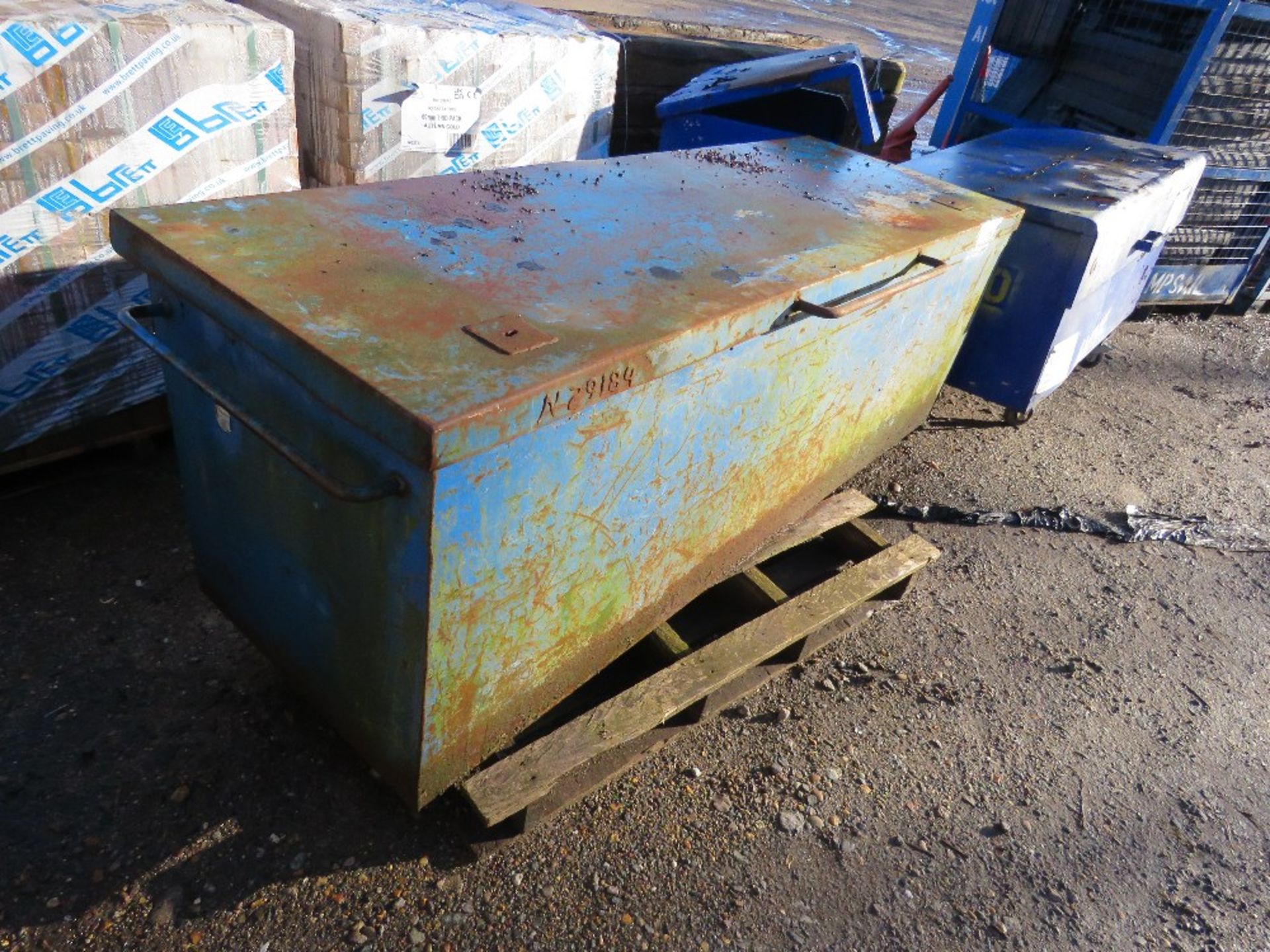 TOOL SAFE, 6FT LENGTH APPROX.. SOURCED FROM COMPANY LIQUIDATION. - Image 2 of 3