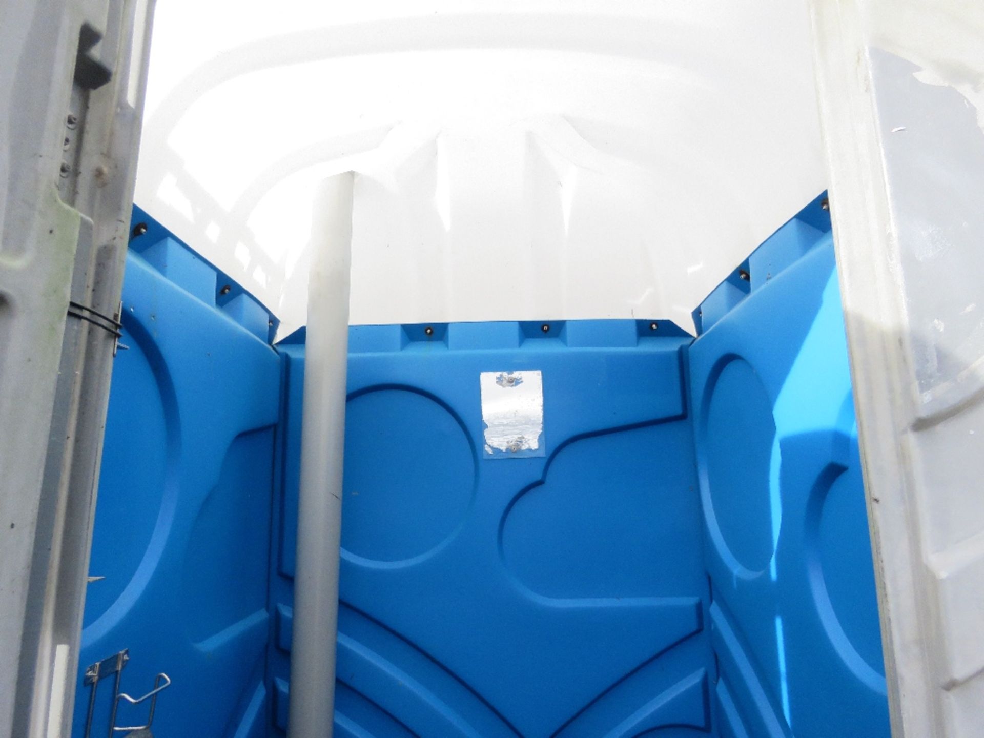 PORTABLE SITE TOILET. DIRECT FROM EVENTS COMPANY. - Image 3 of 3